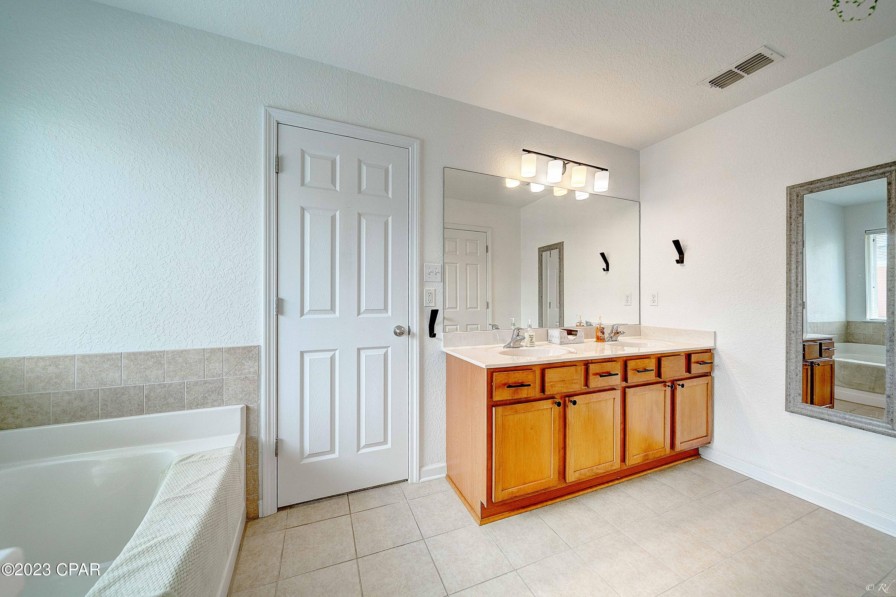 114 Sand Oak Boulevard