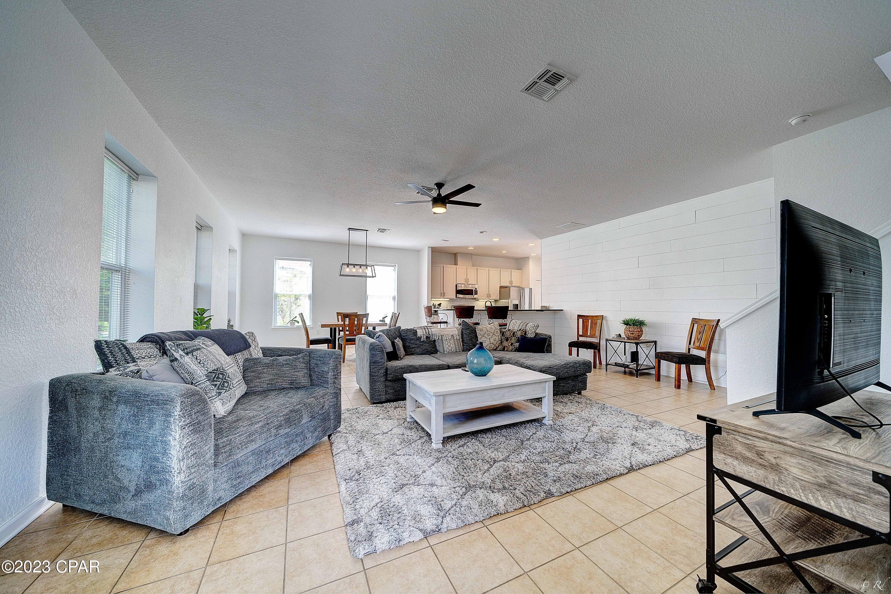 114 Sand Oak Boulevard