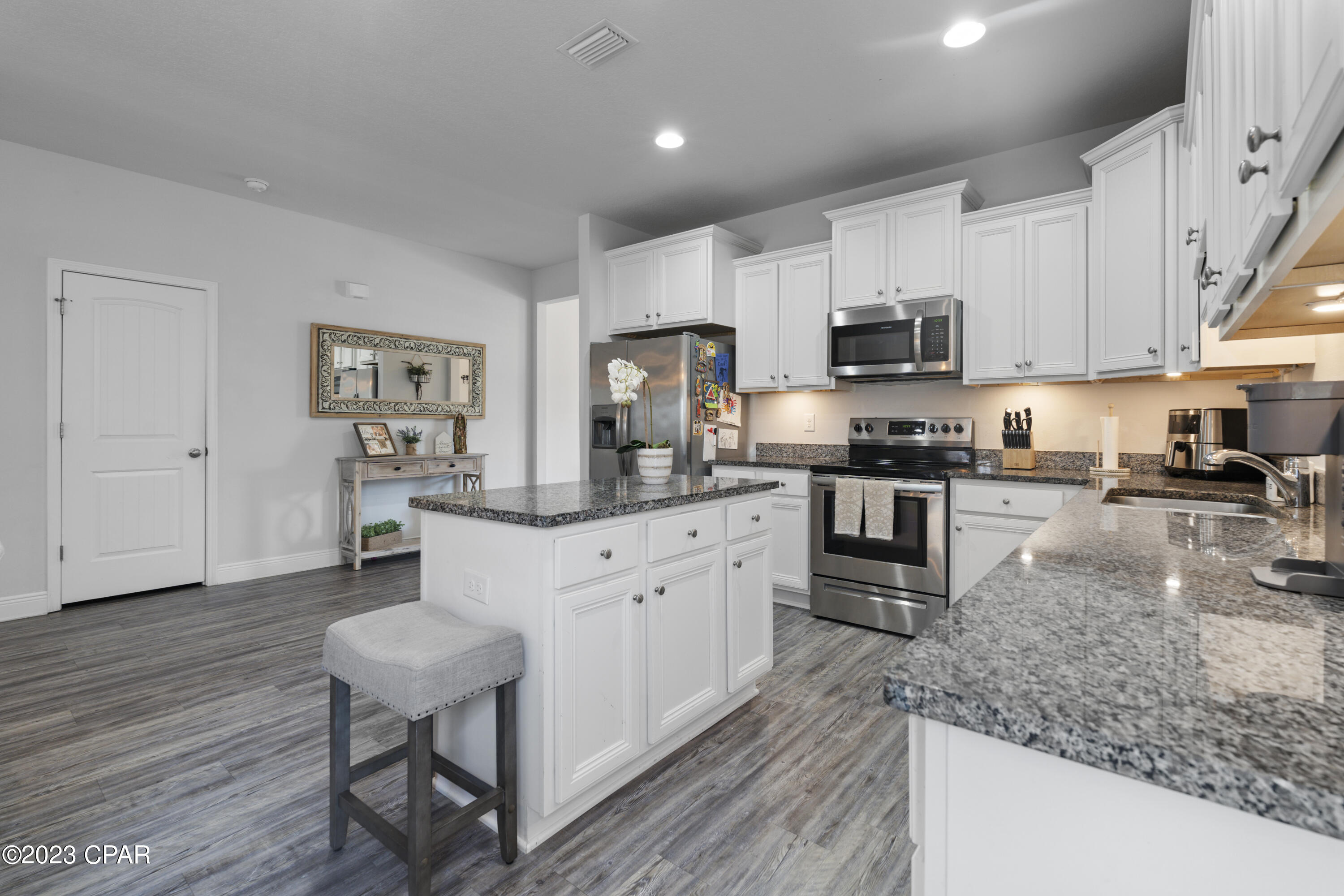 135 N Shoreview Drive