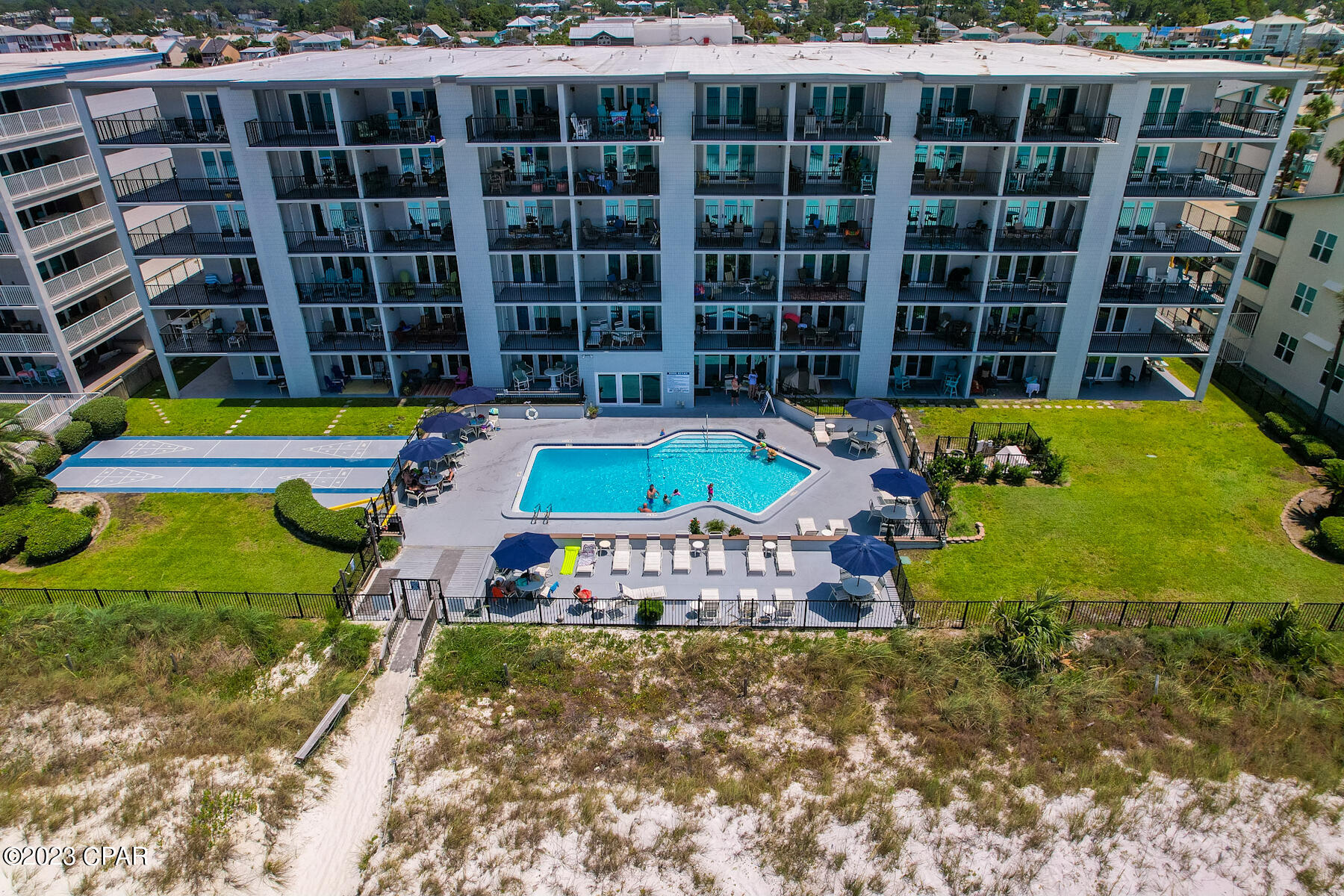 6211 Thomas Drive 409