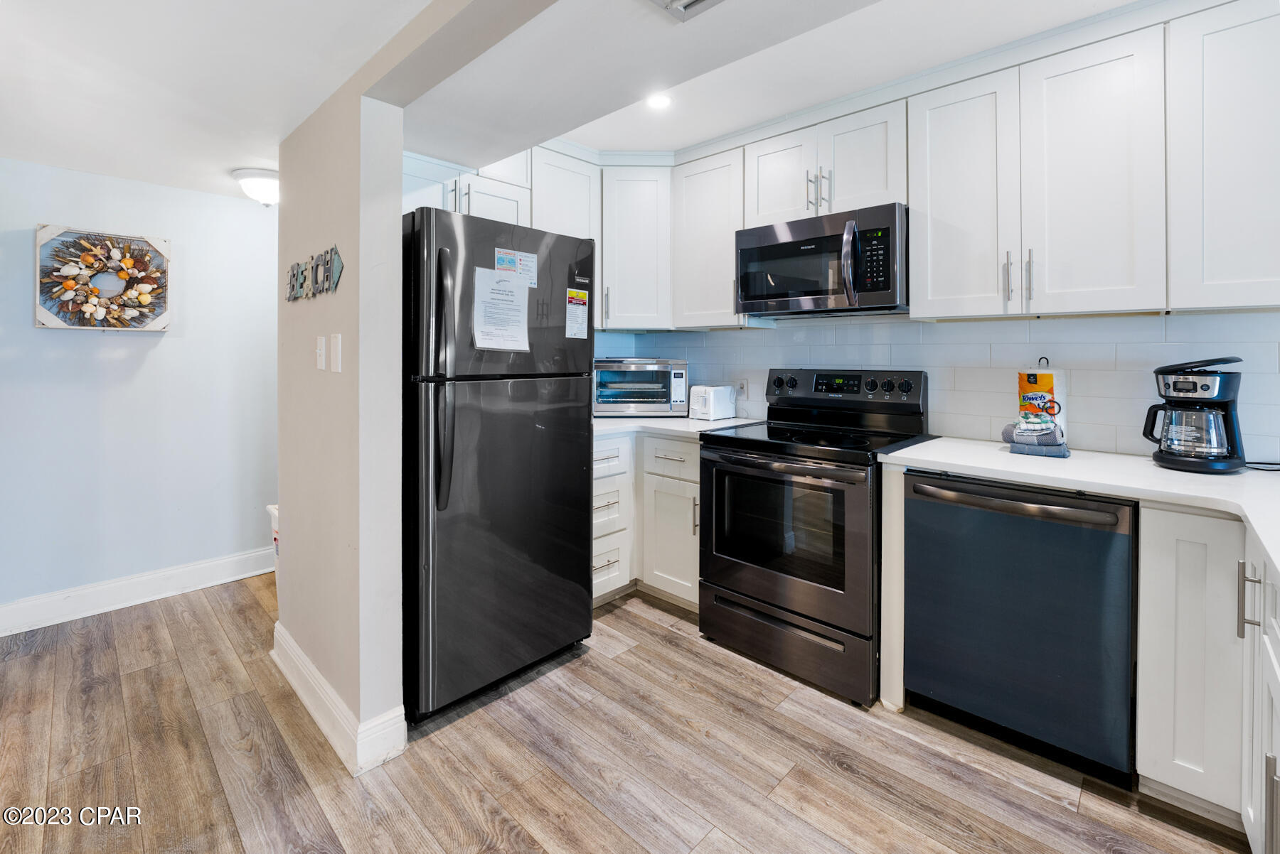 6211 Thomas Drive 409