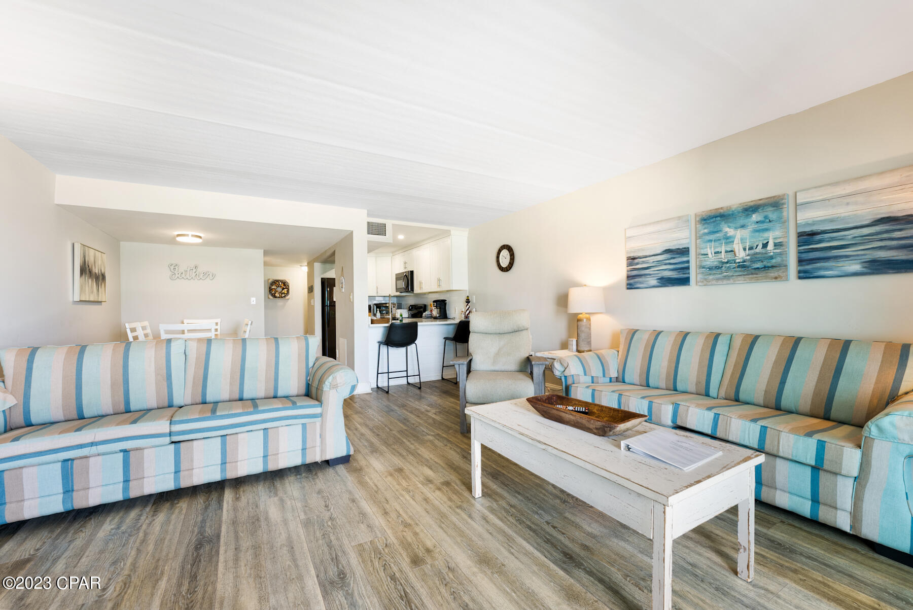 6211 Thomas Drive 409