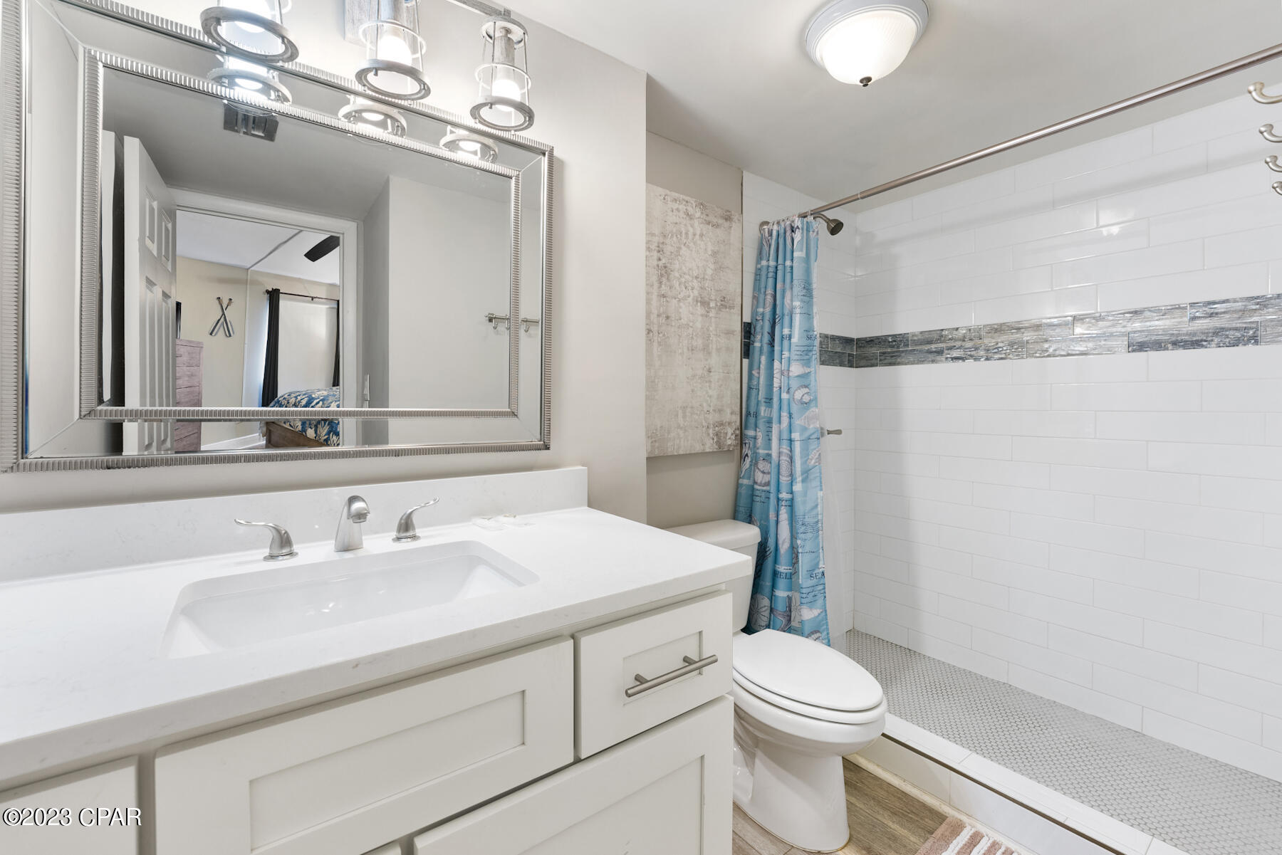 6211 Thomas Drive 409