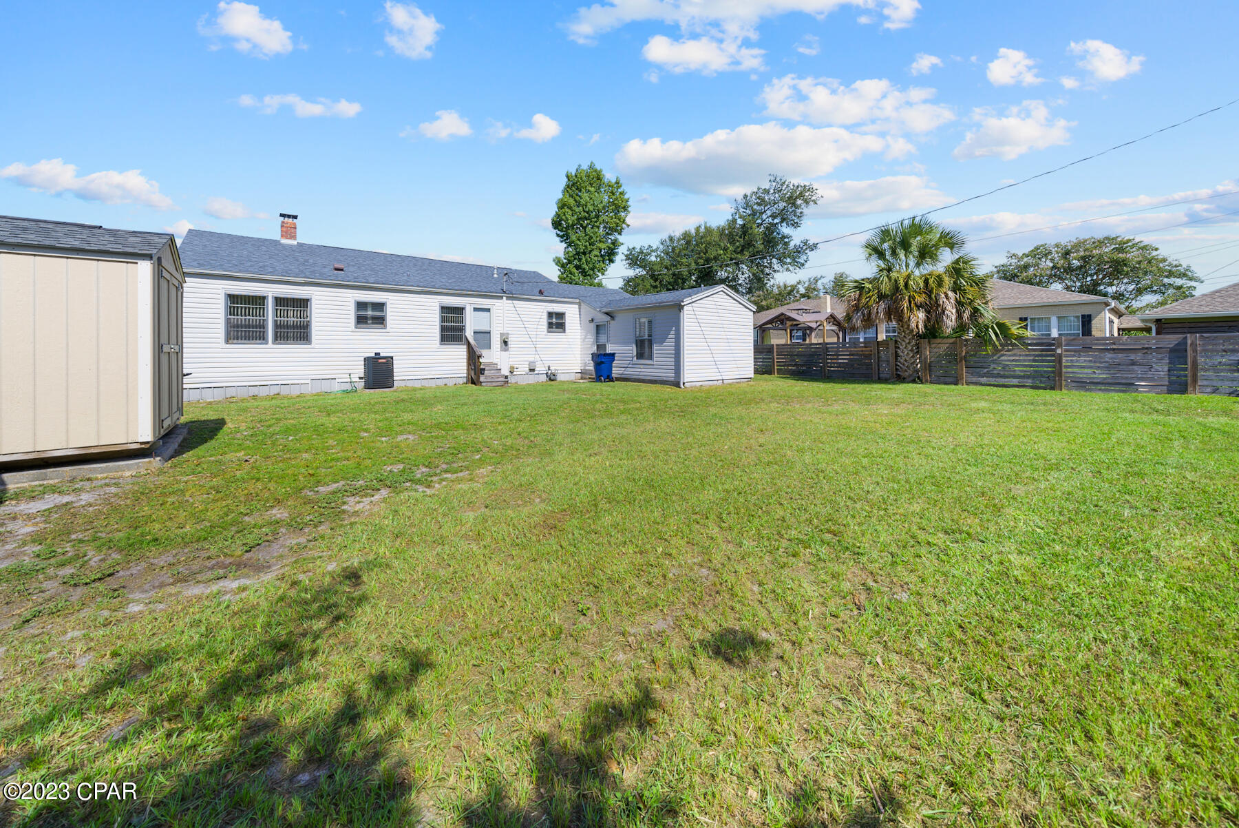 120 N Cove Boulevard