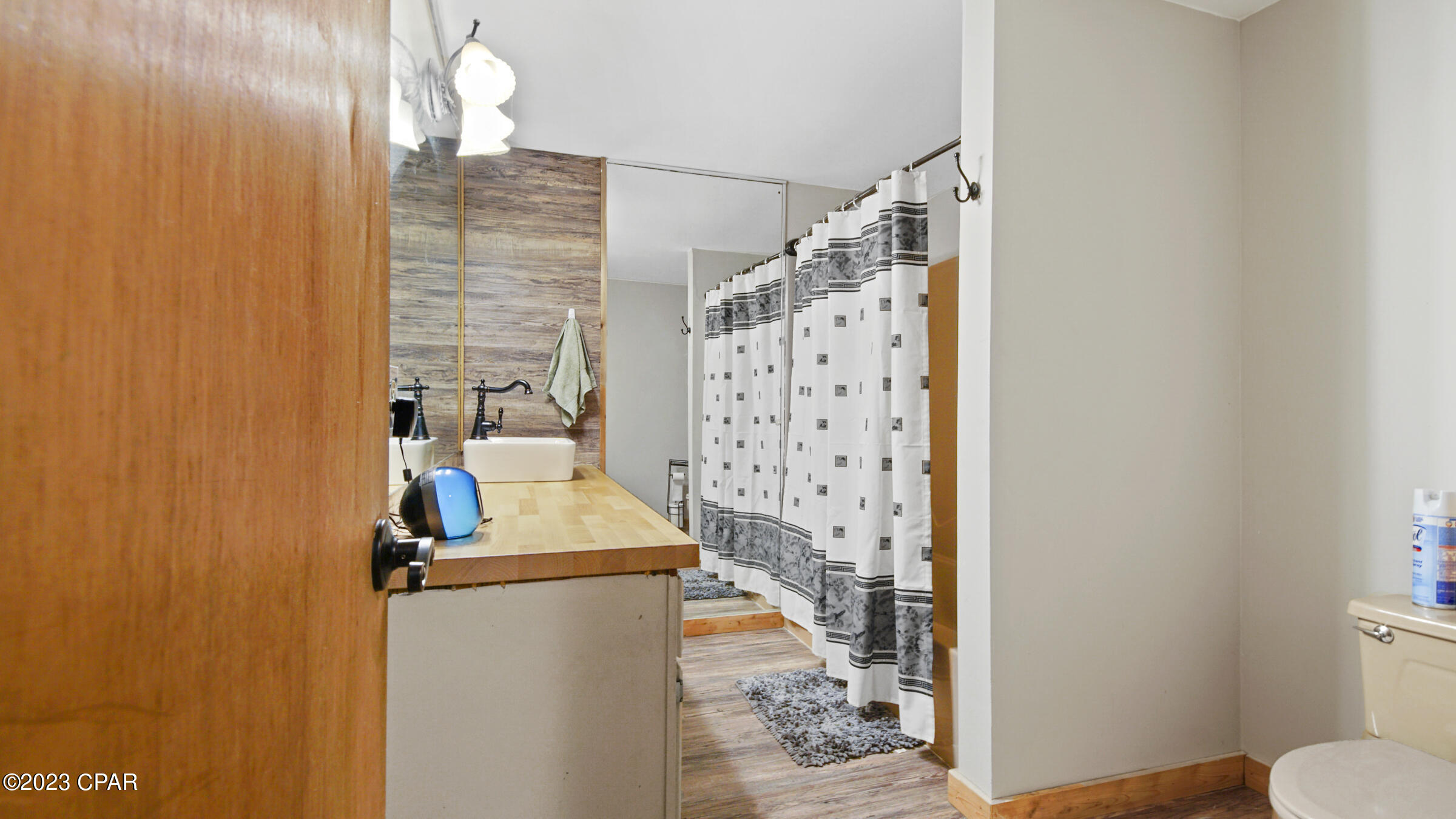 4421 Mill Bayou Road