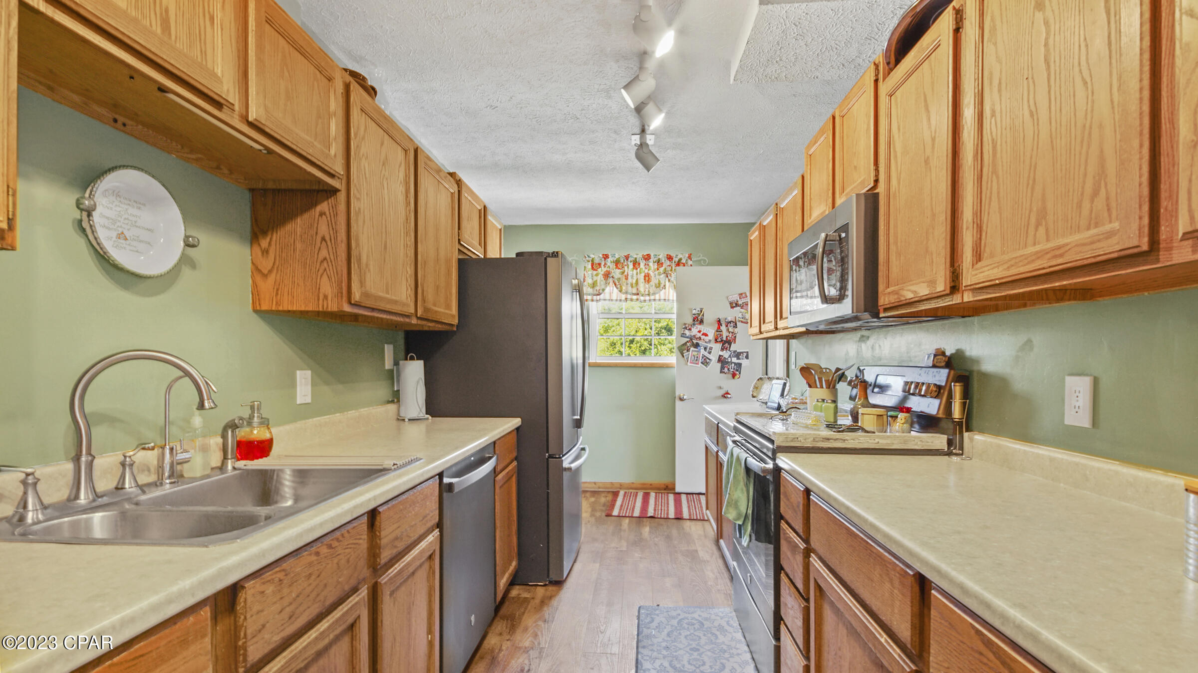 4421 Mill Bayou Road