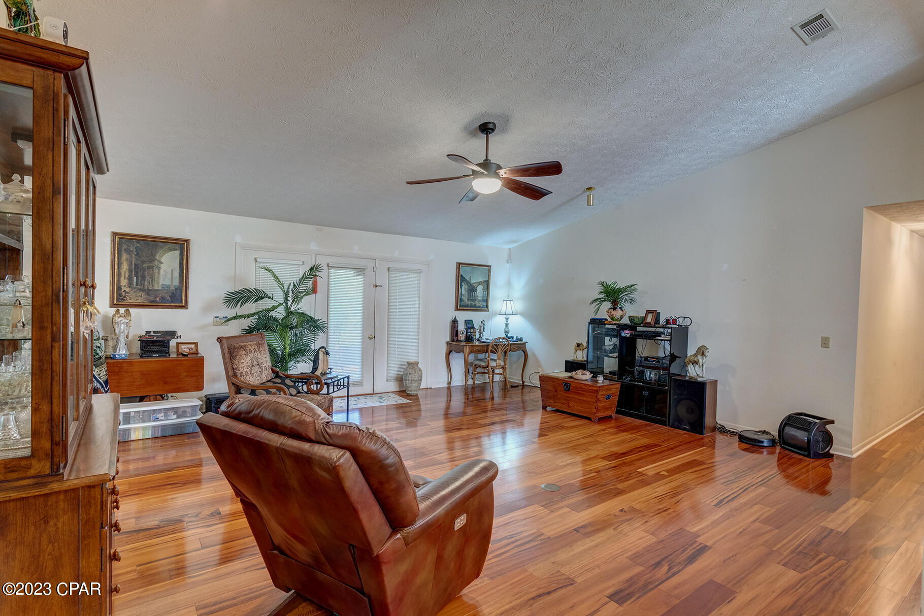 4438 Tropical Drive