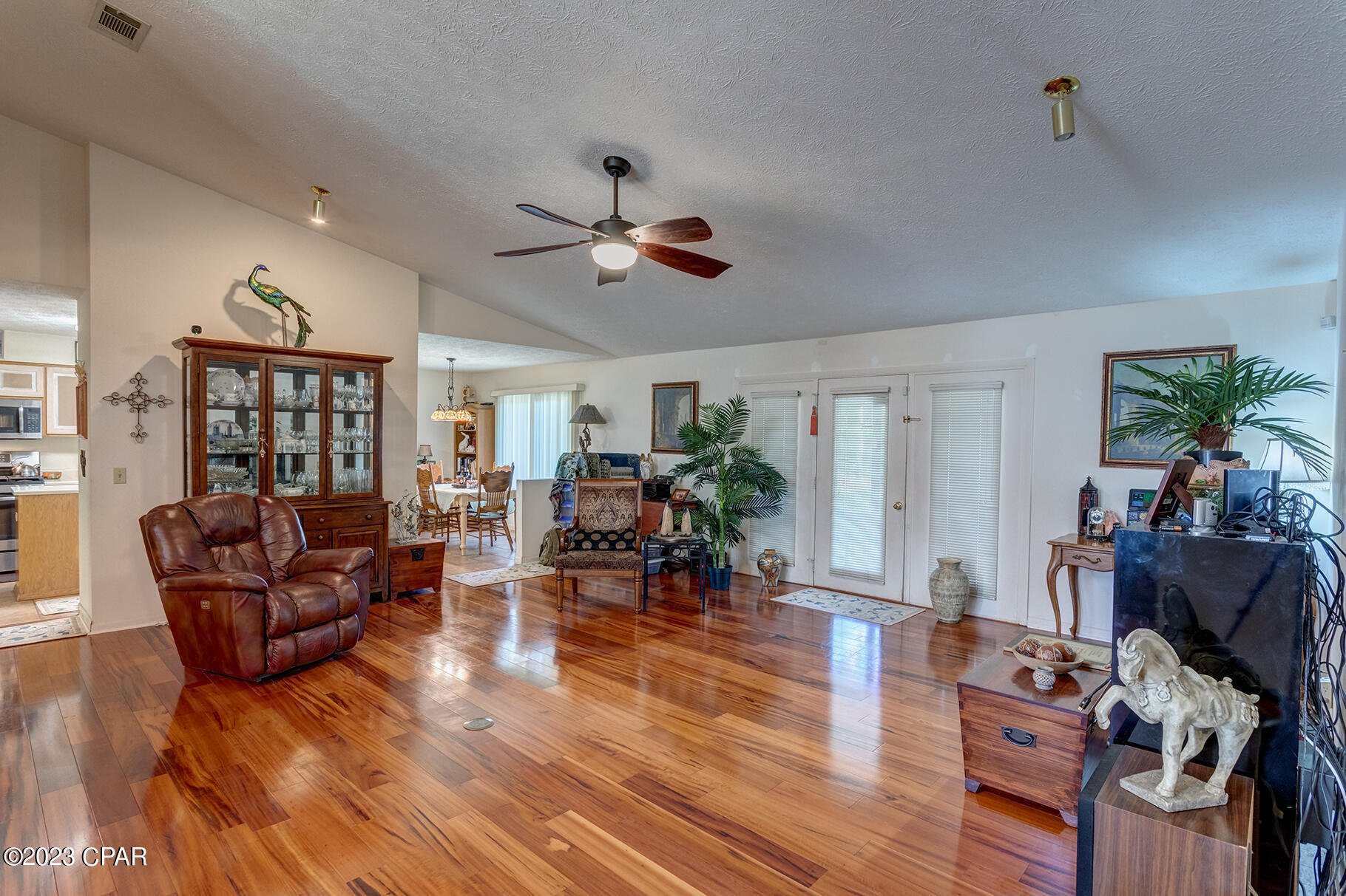 4438 Tropical Drive