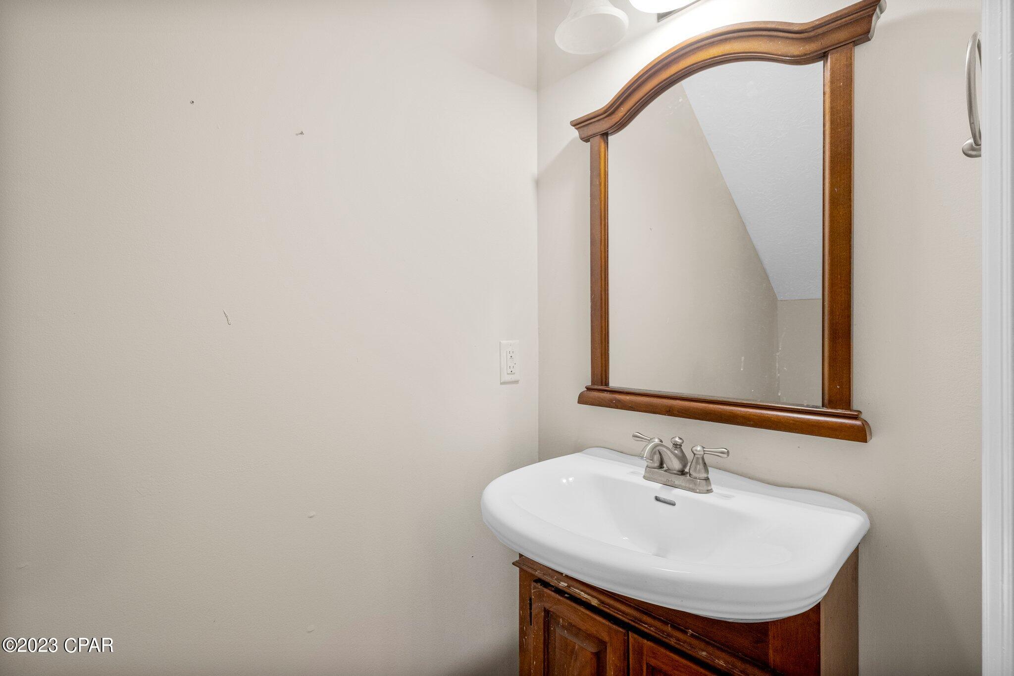 2500 Dorothy Avenue A