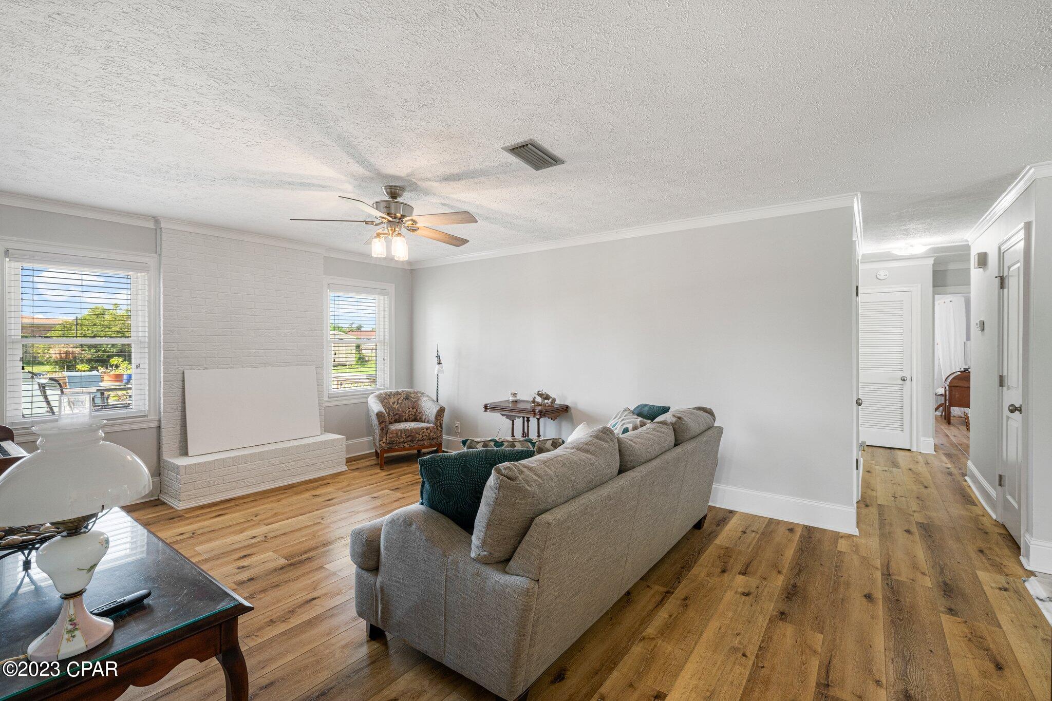 2807 Agnes Scott Drive