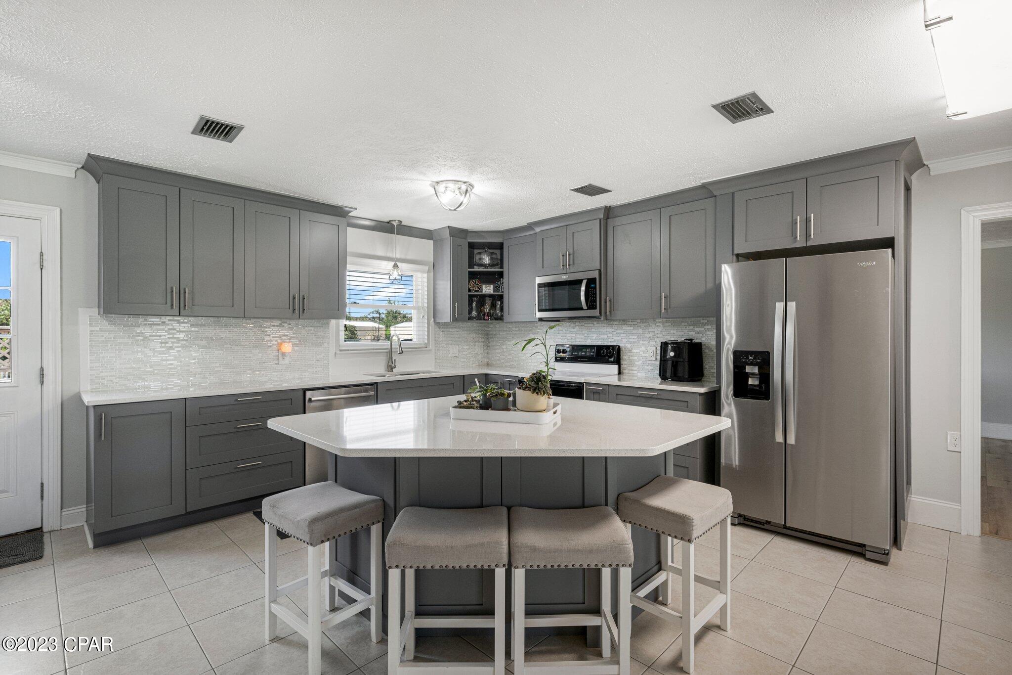 2807 Agnes Scott Drive