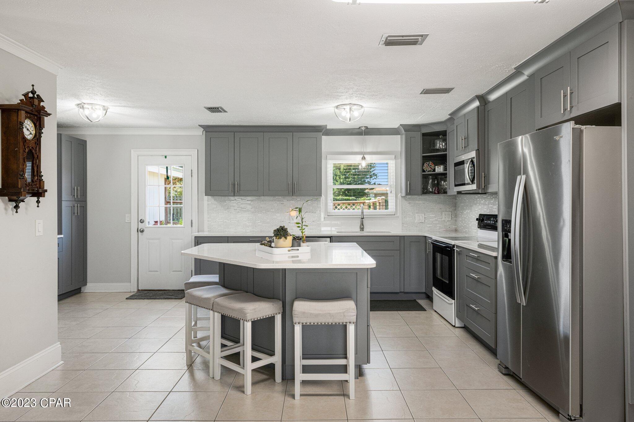 2807 Agnes Scott Drive