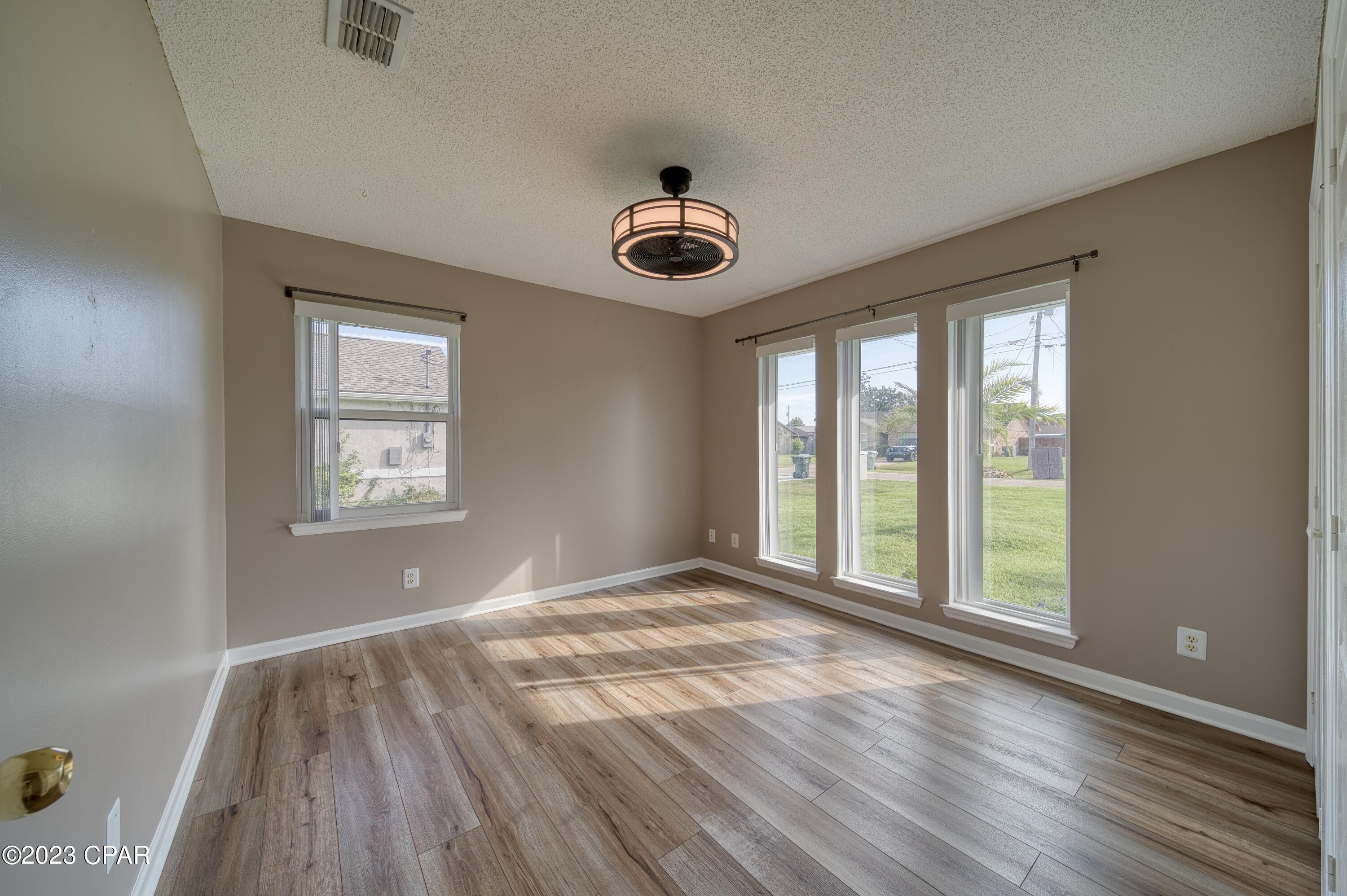 1604 Connecticut Avenue