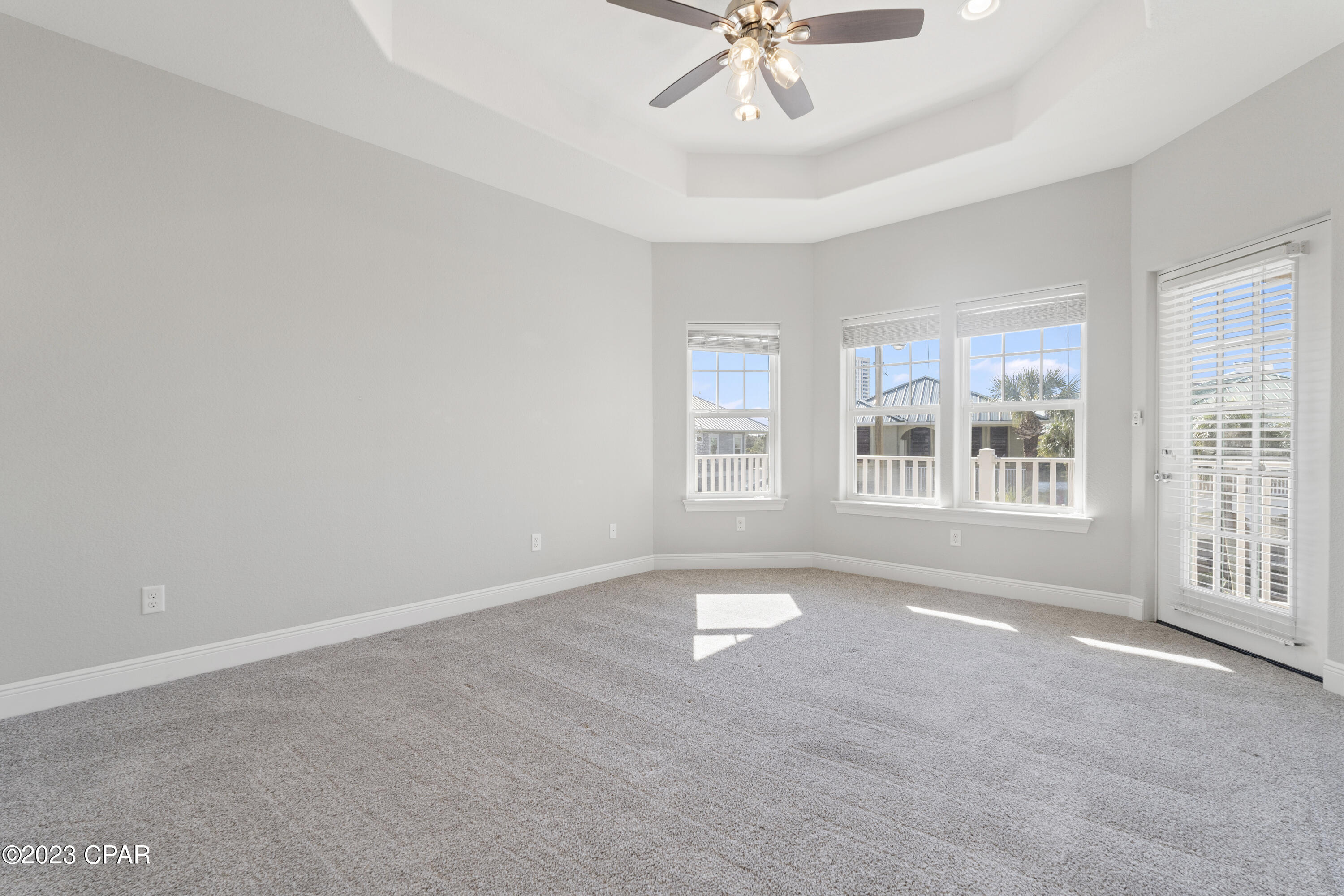 118 Smugglers Cove Court