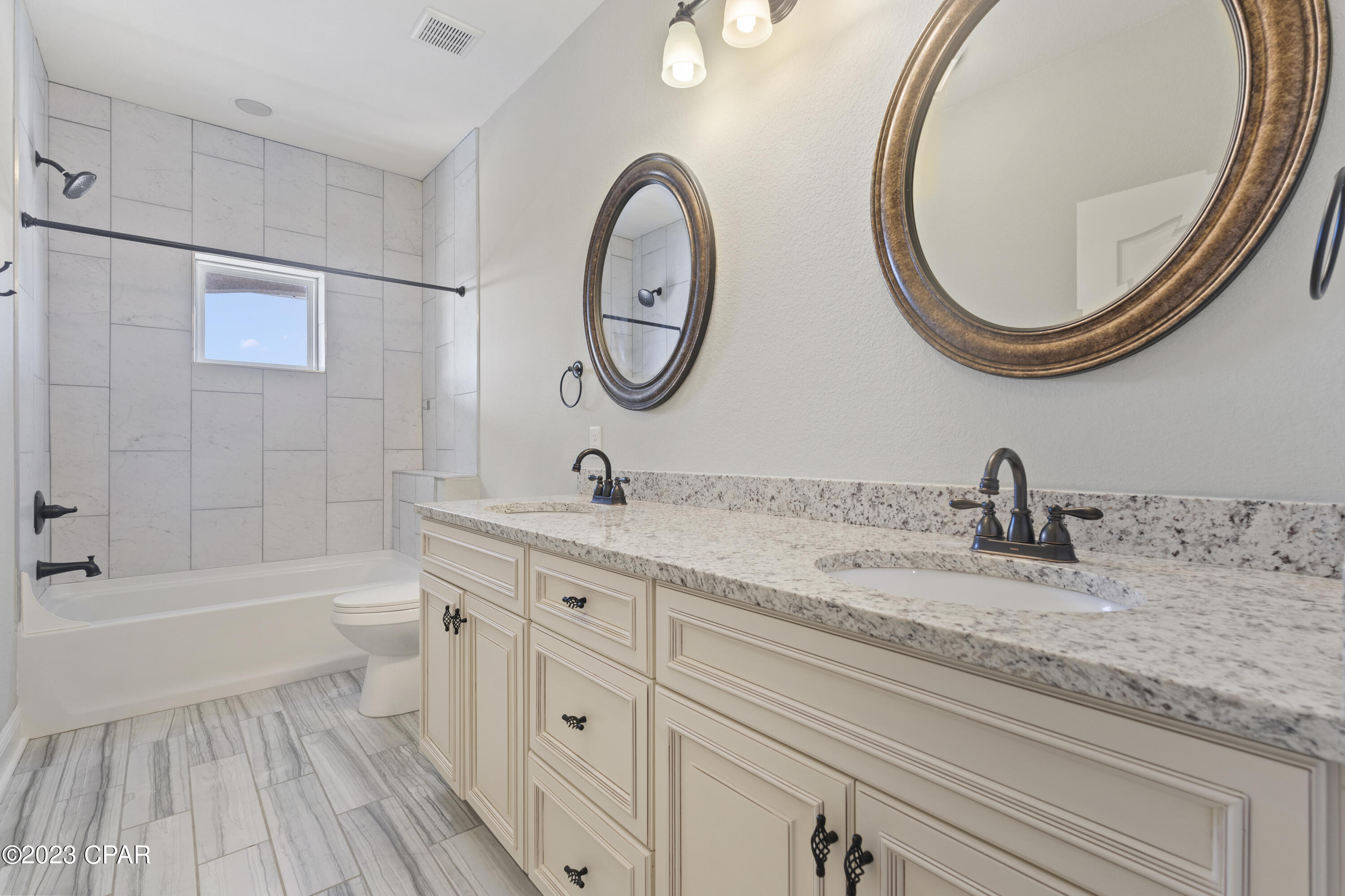 118 Smugglers Cove Court