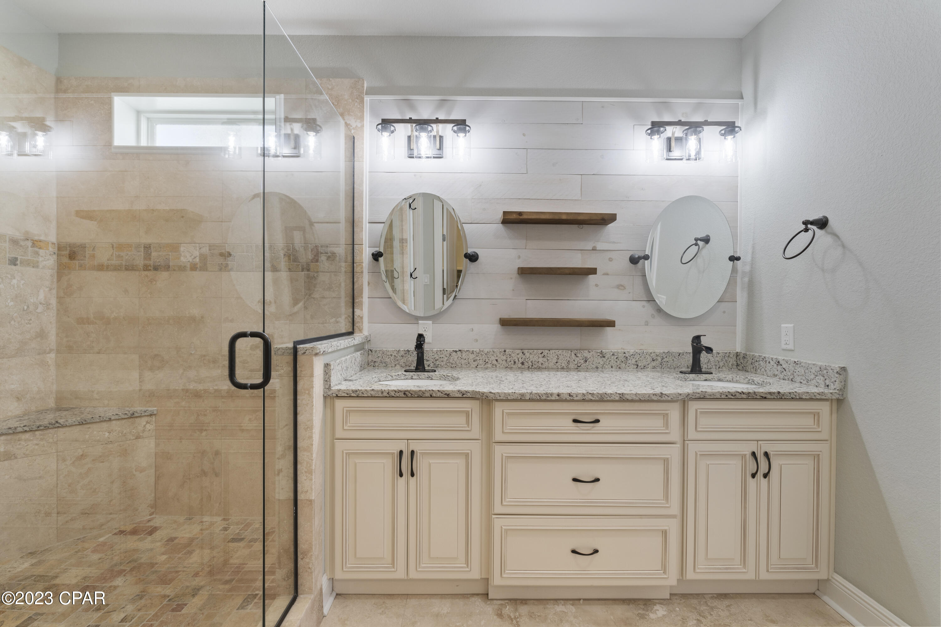 118 Smugglers Cove Court