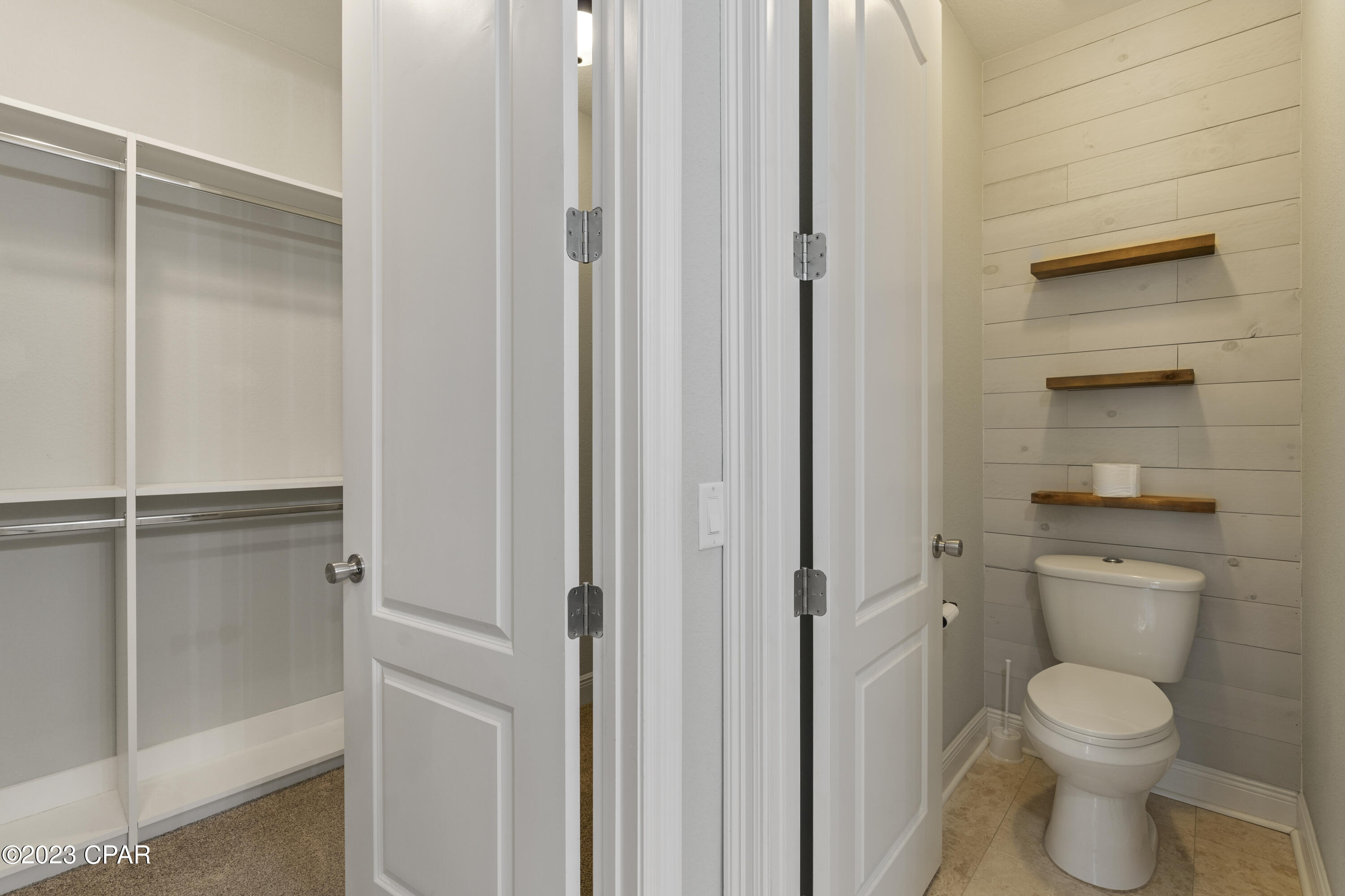 118 Smugglers Cove Court