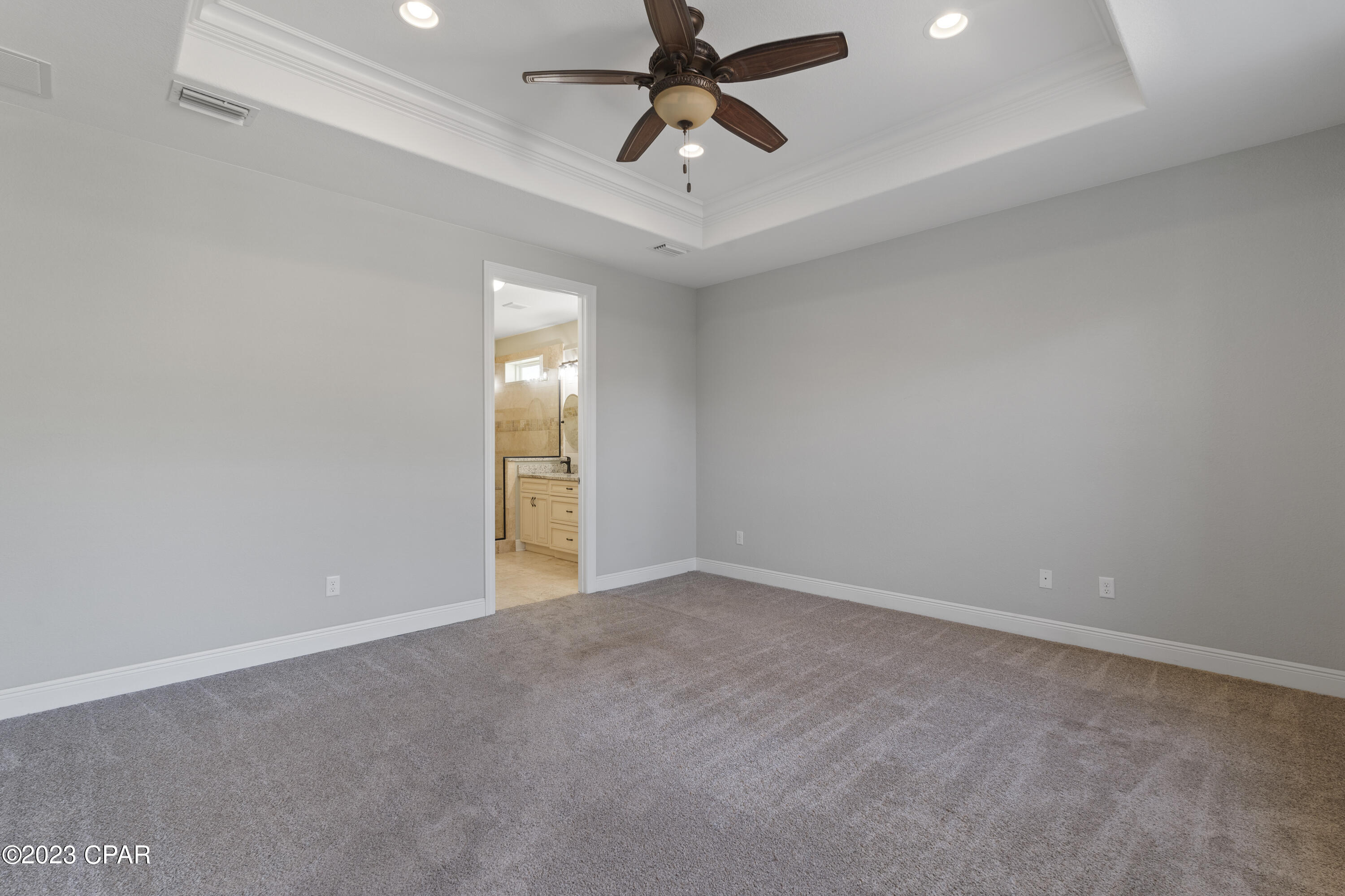 118 Smugglers Cove Court