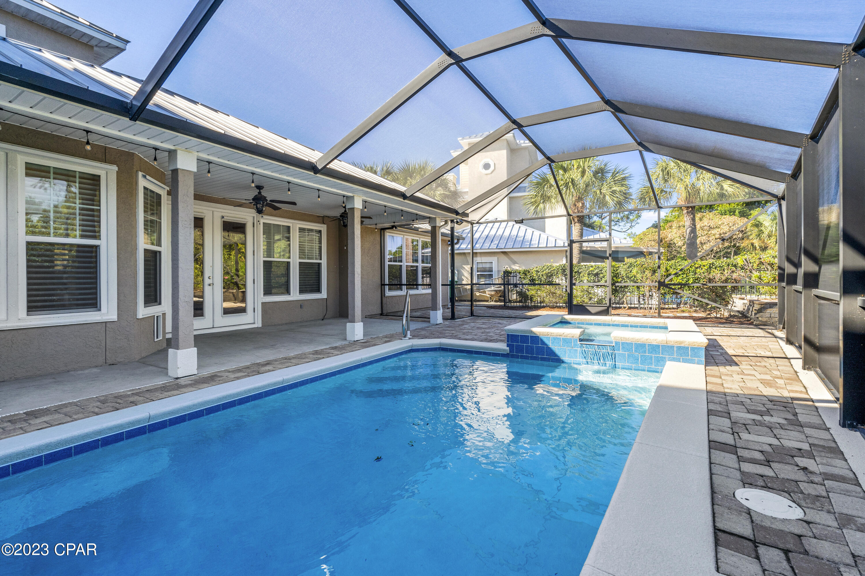 118 Smugglers Cove Court