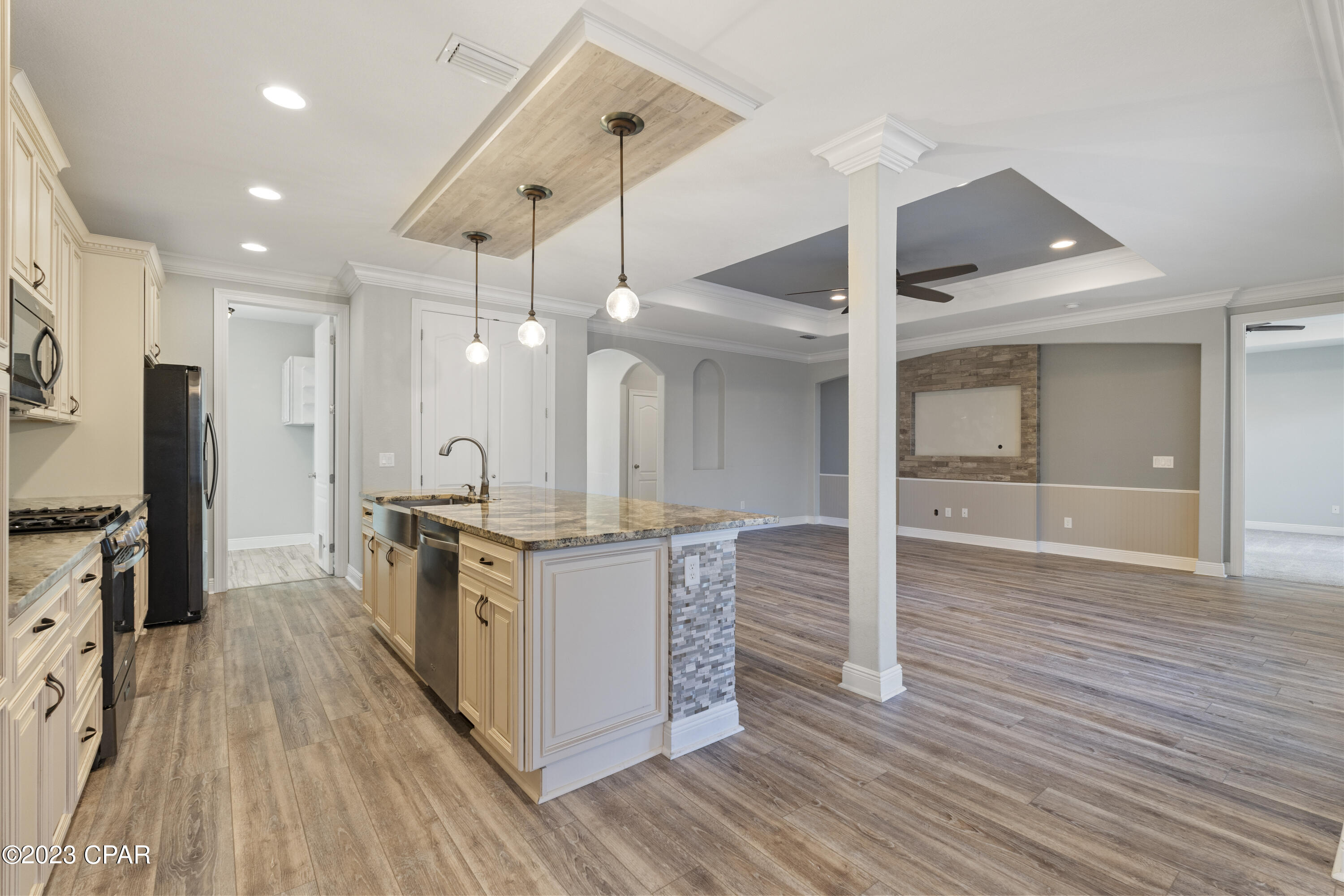 118 Smugglers Cove Court