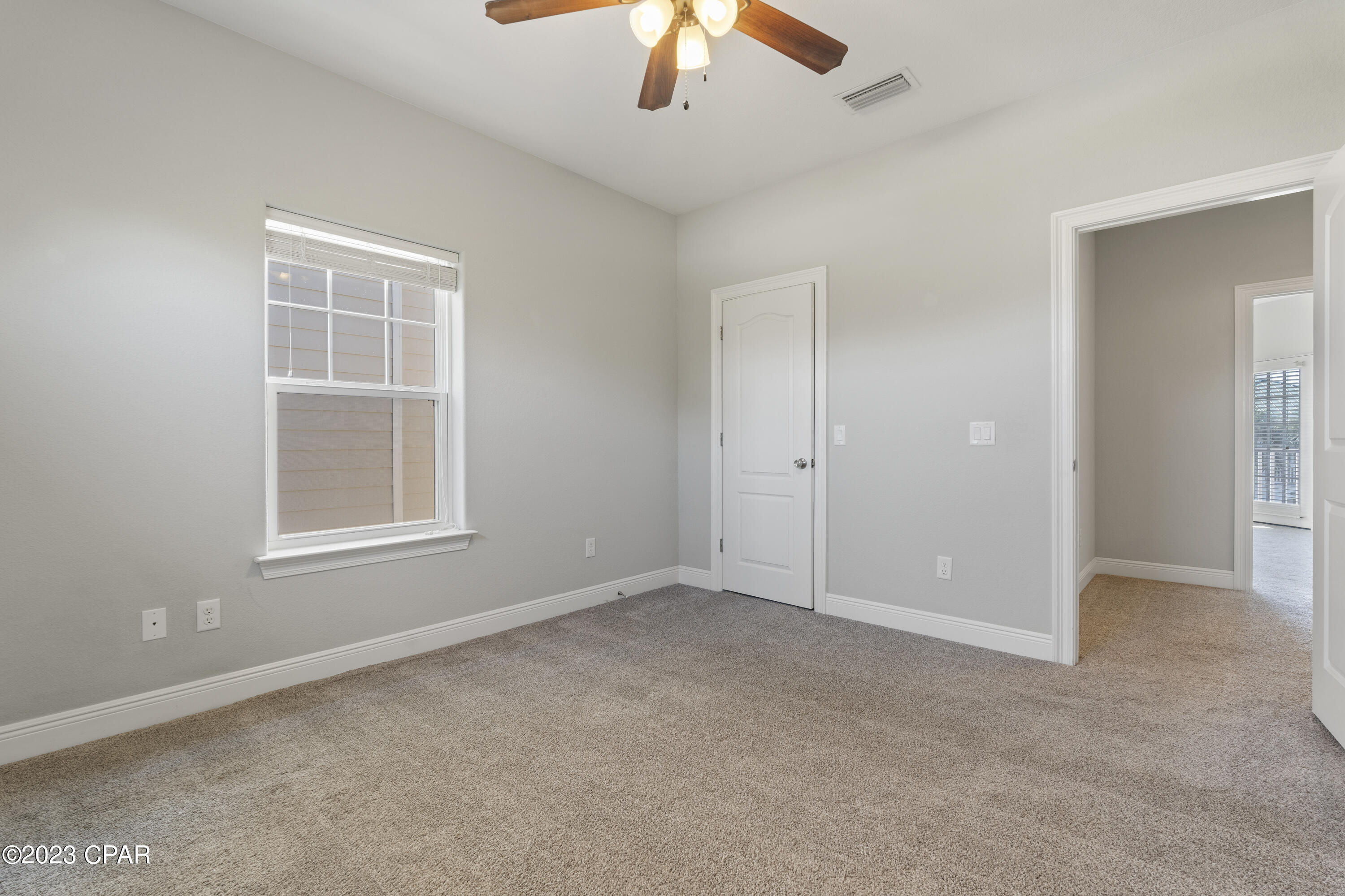 118 Smugglers Cove Court