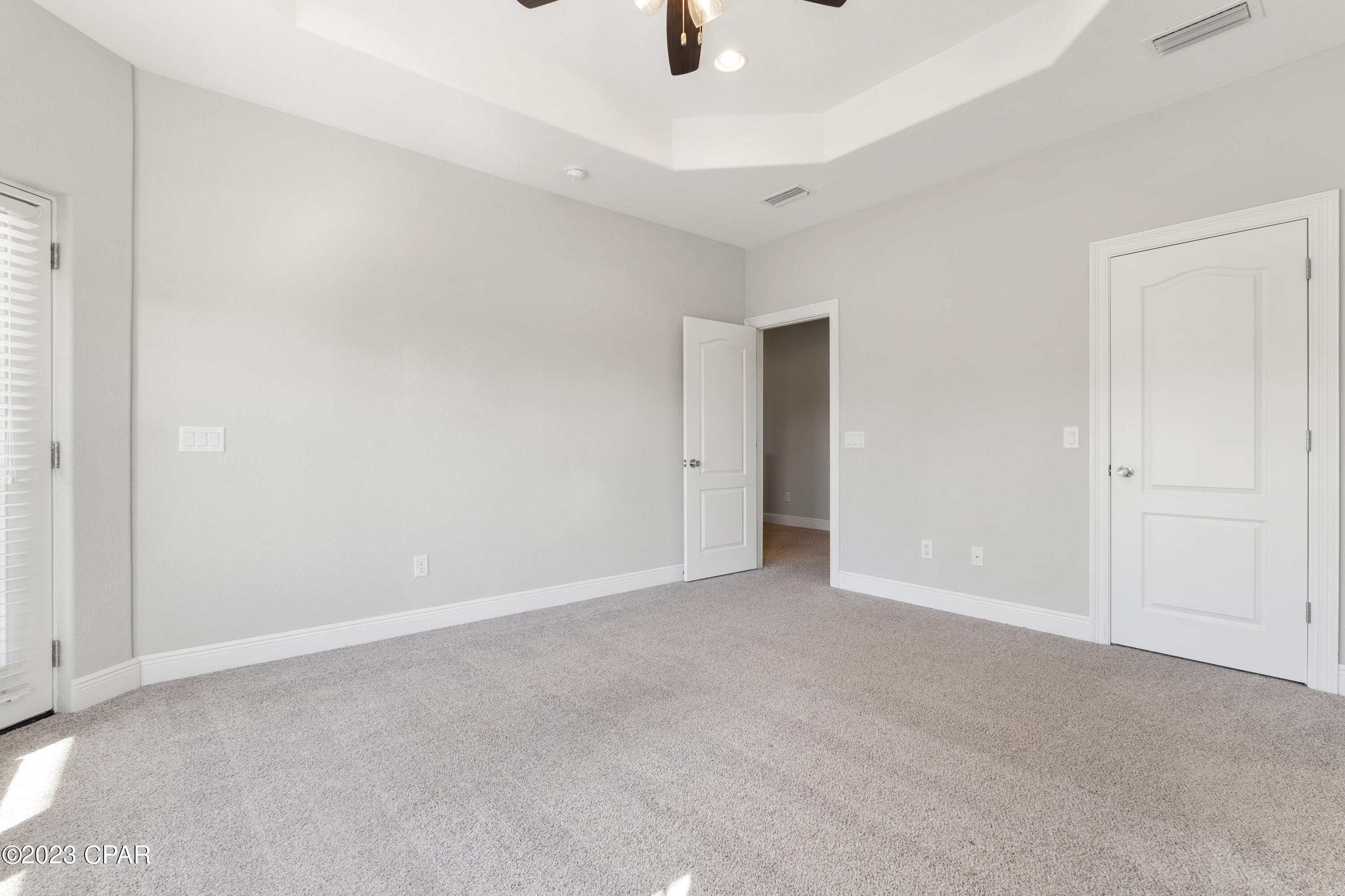 118 Smugglers Cove Court