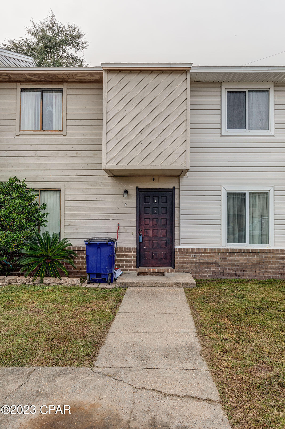 1213 Stephen Drive U-4