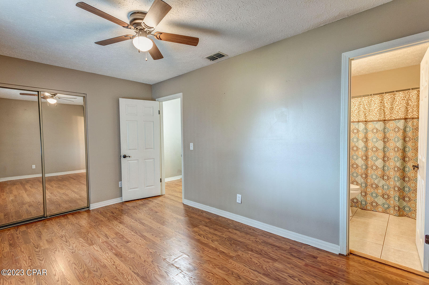 1213 Stephen Drive U-4