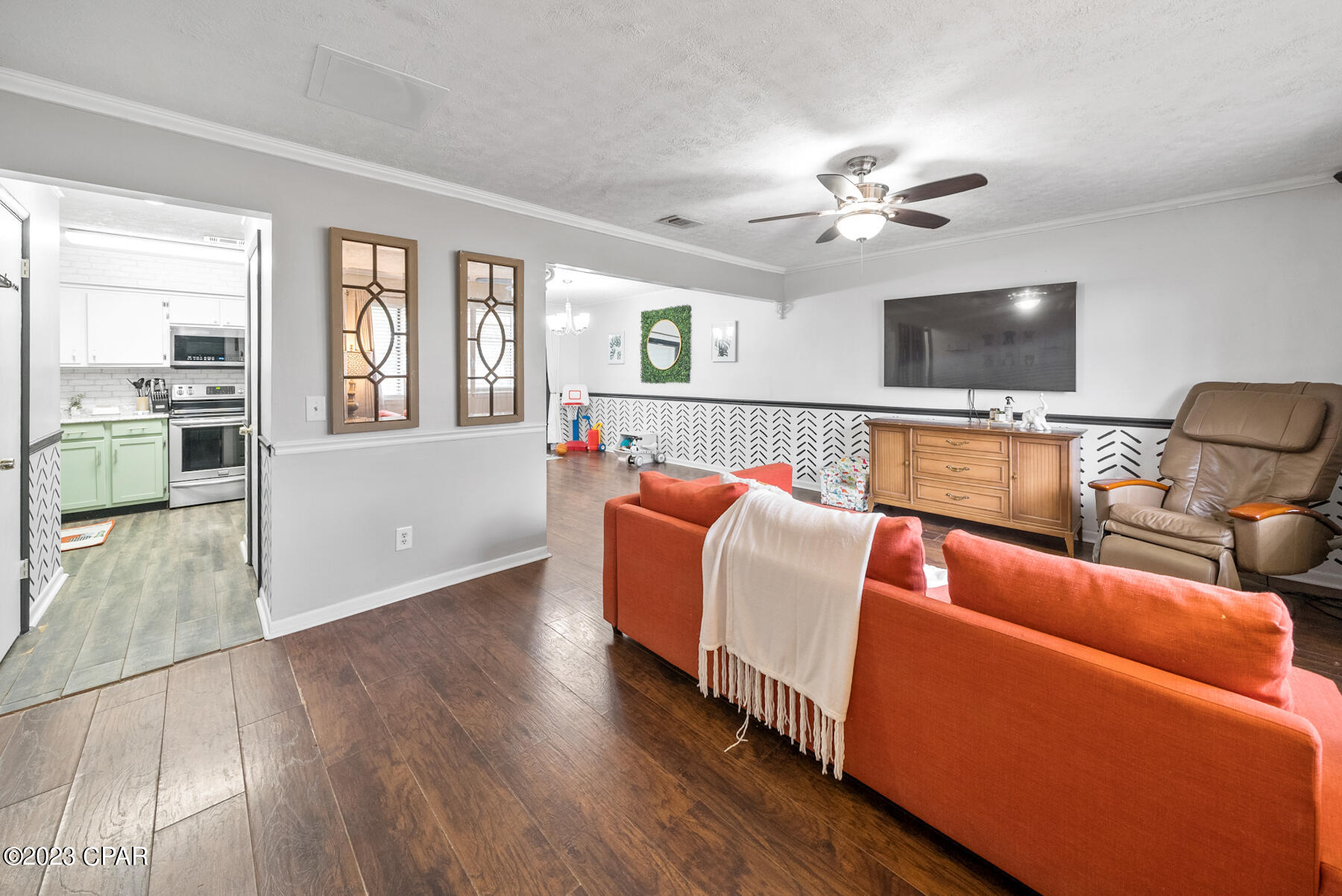 555 Palermo Road 555