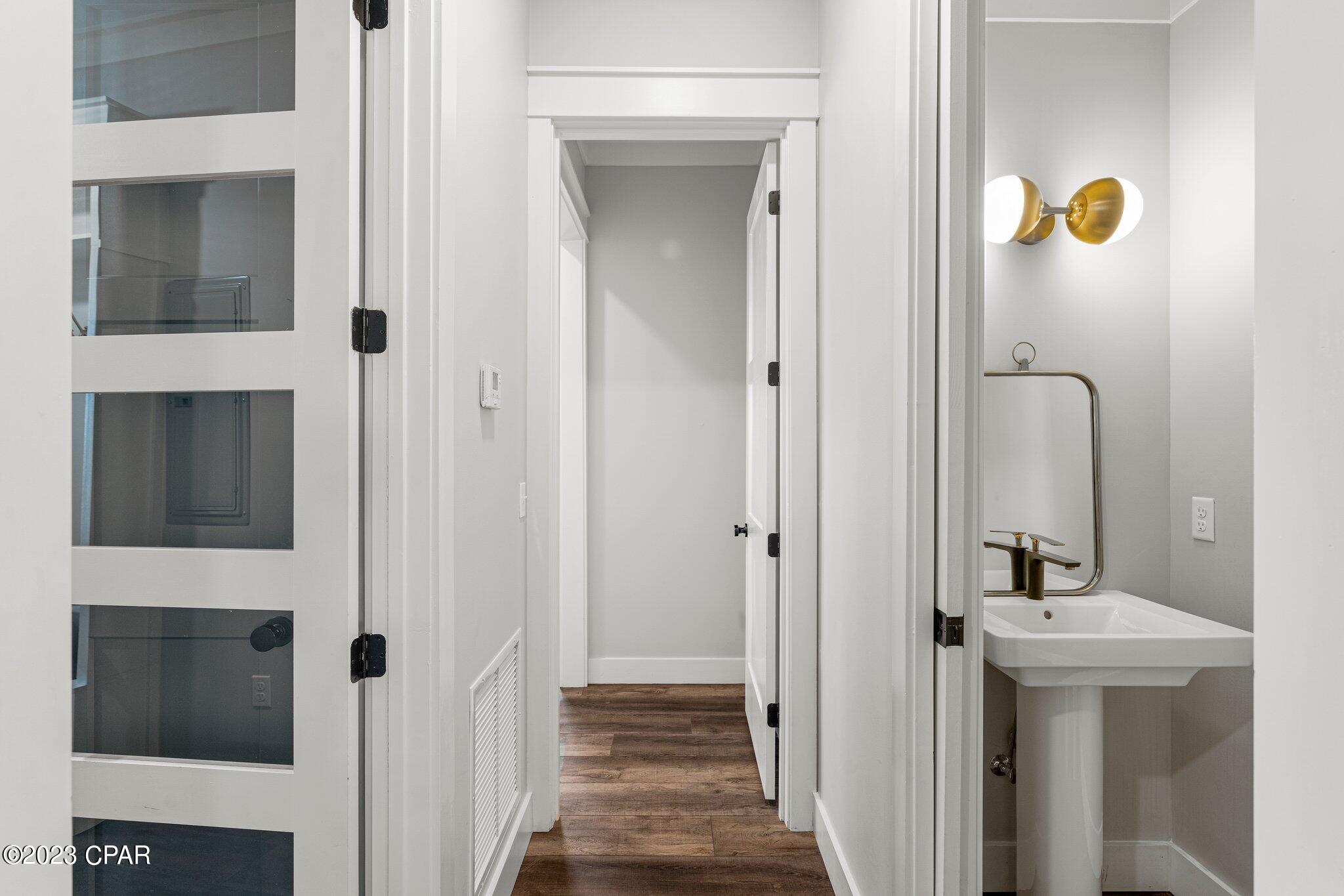 301 Coral Gables Street