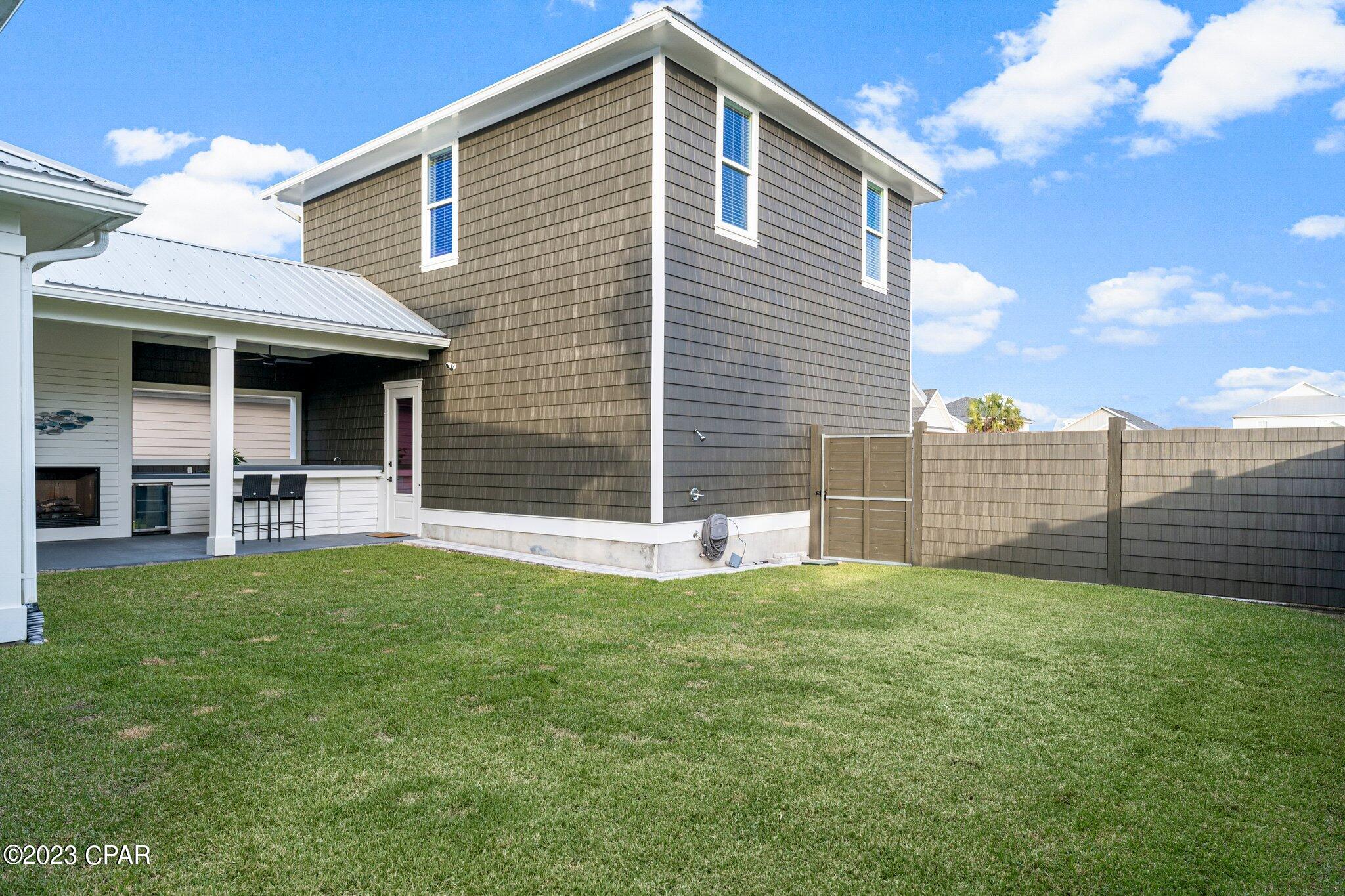 301 Coral Gables Street