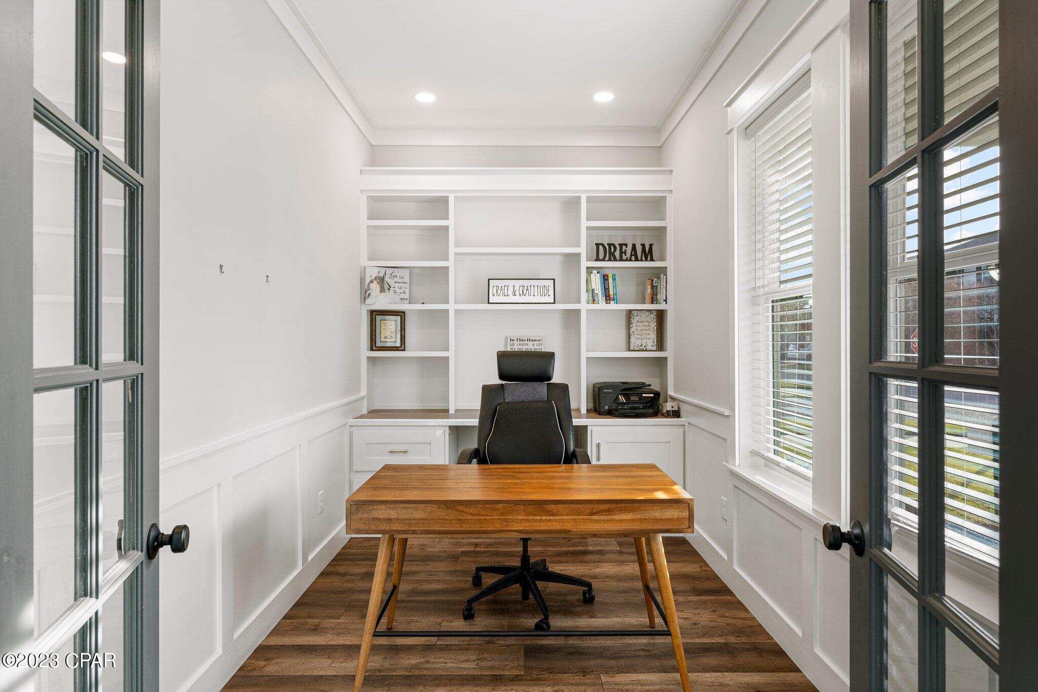 301 Coral Gables Street