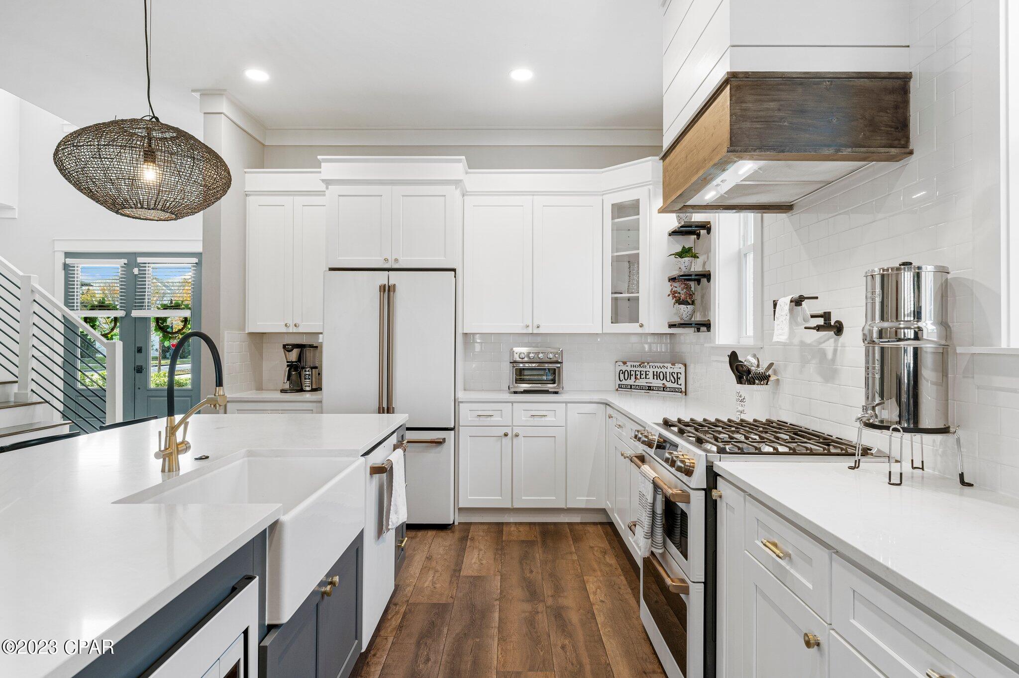 301 Coral Gables Street