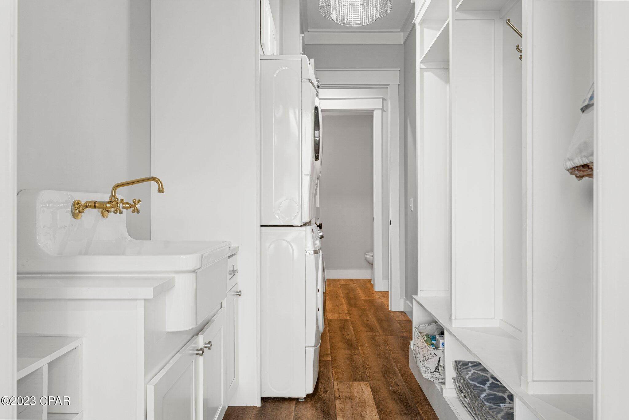 301 Coral Gables Street