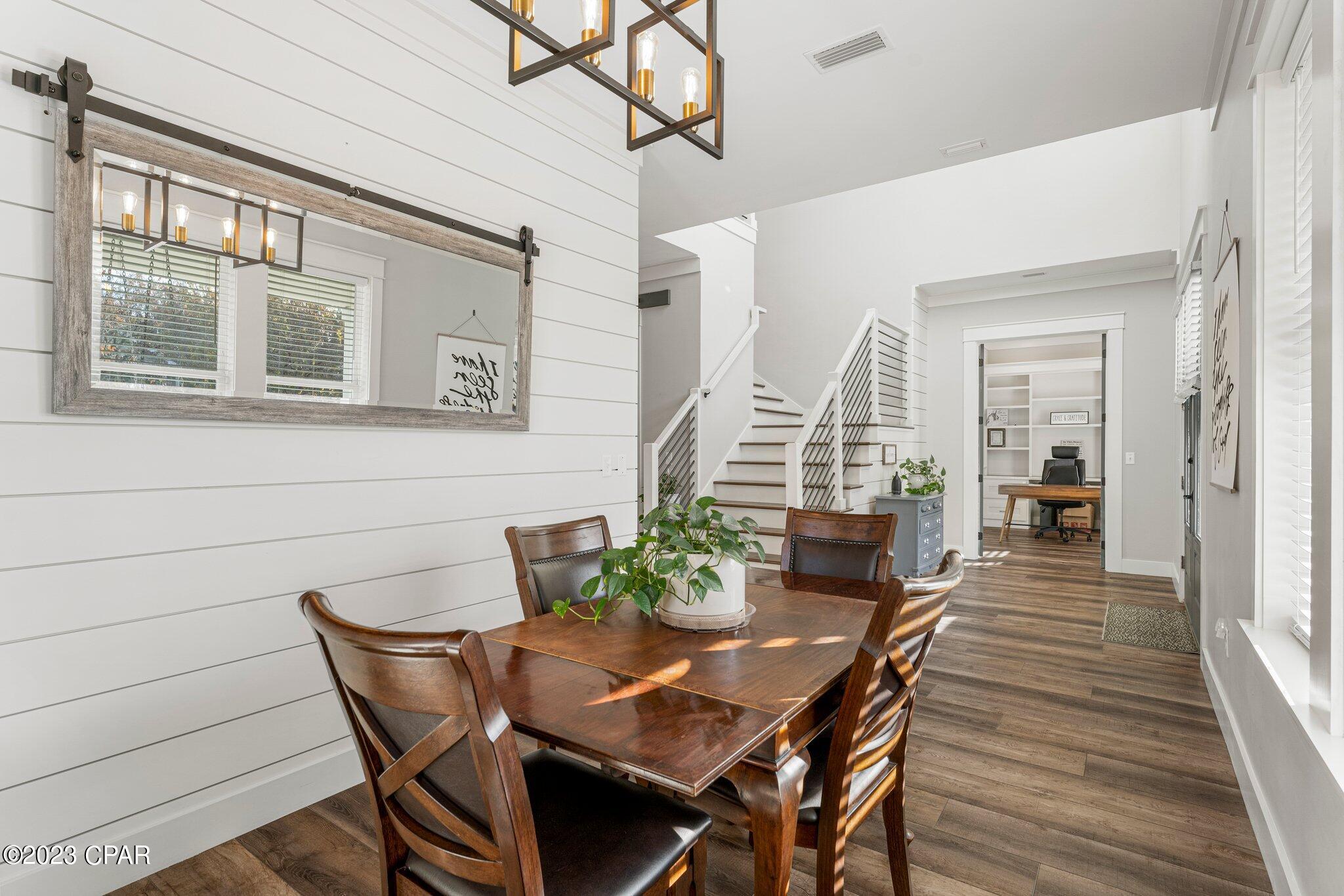 301 Coral Gables Street