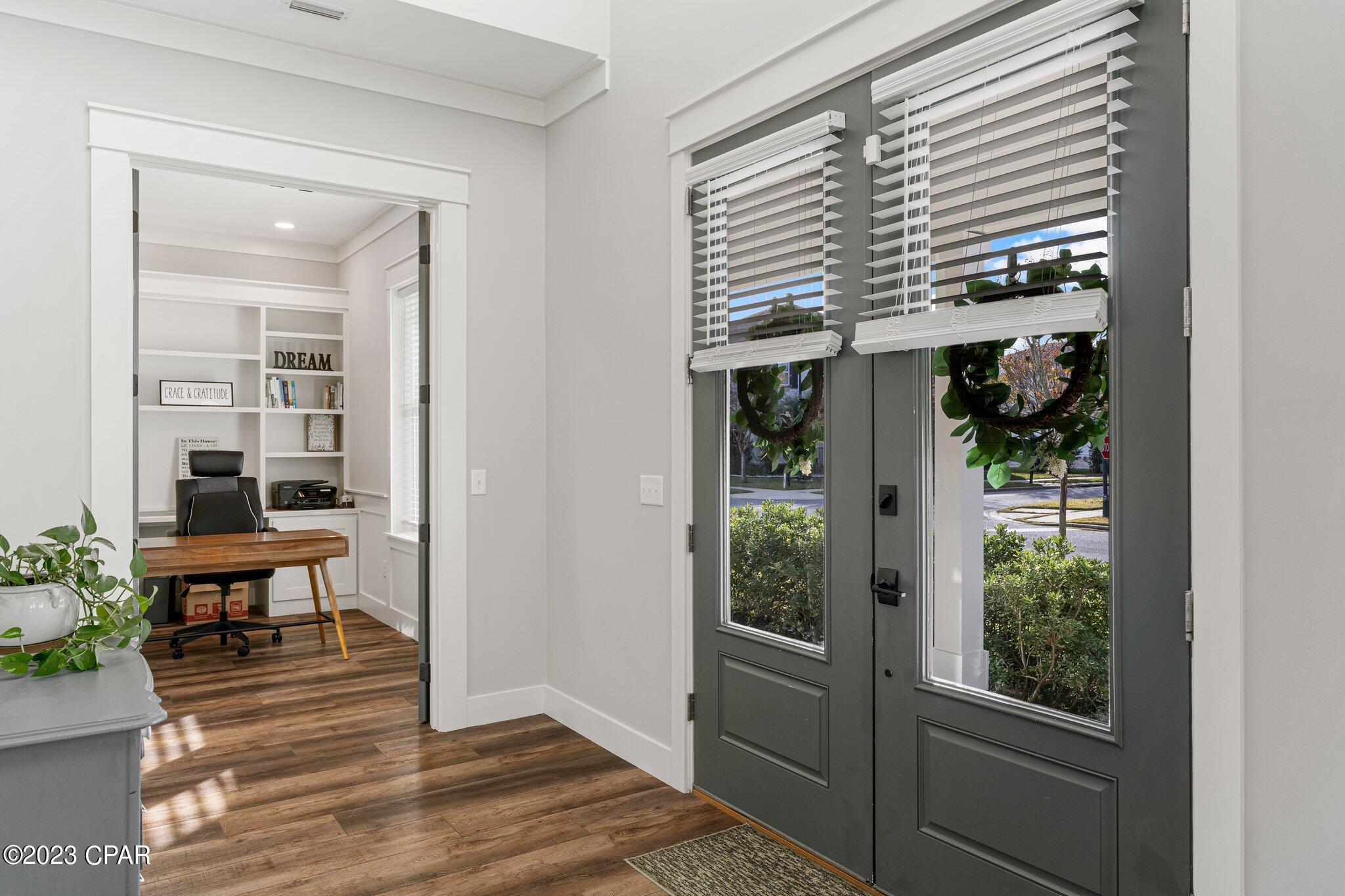 301 Coral Gables Street