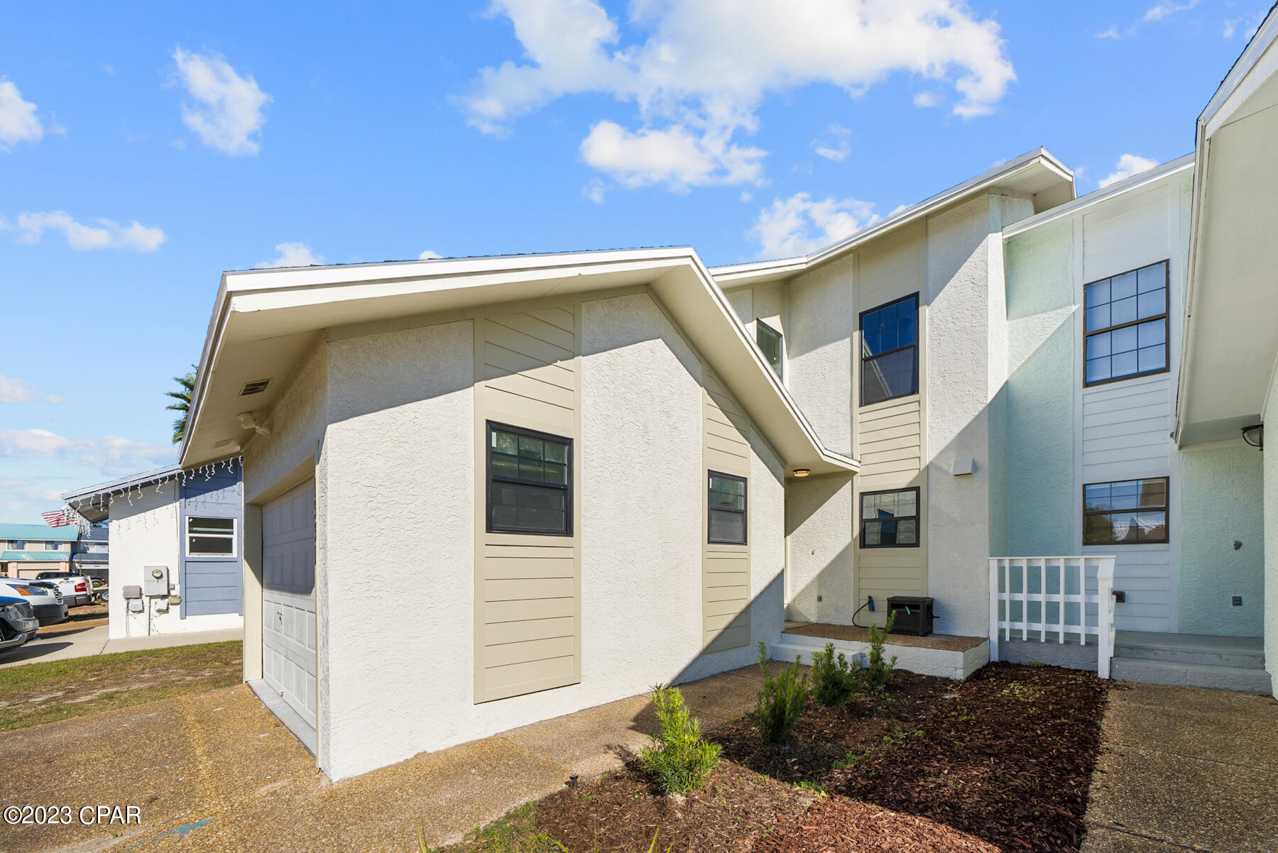 1331 Capri Drive Drive