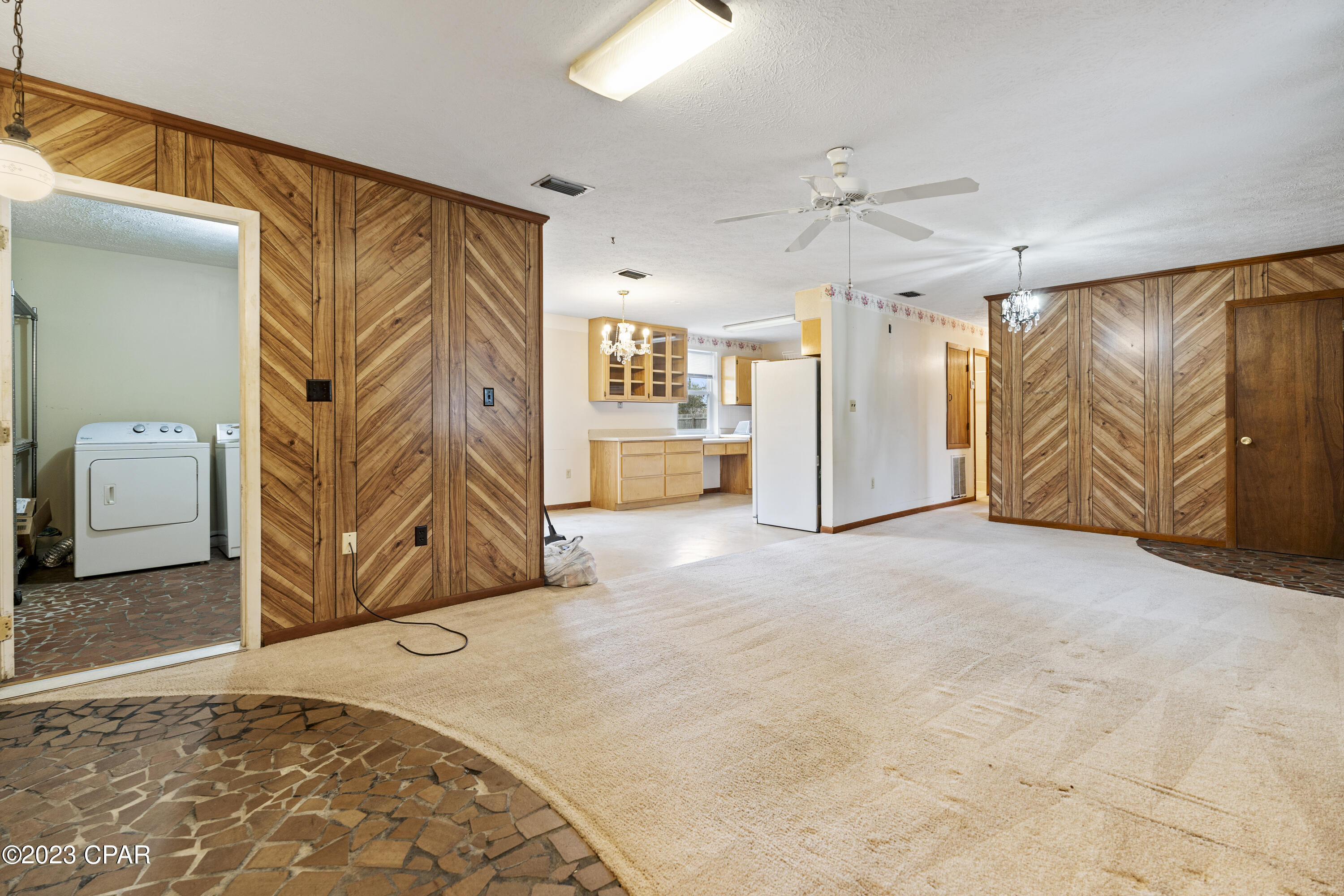 7724 Kelly Hill Road