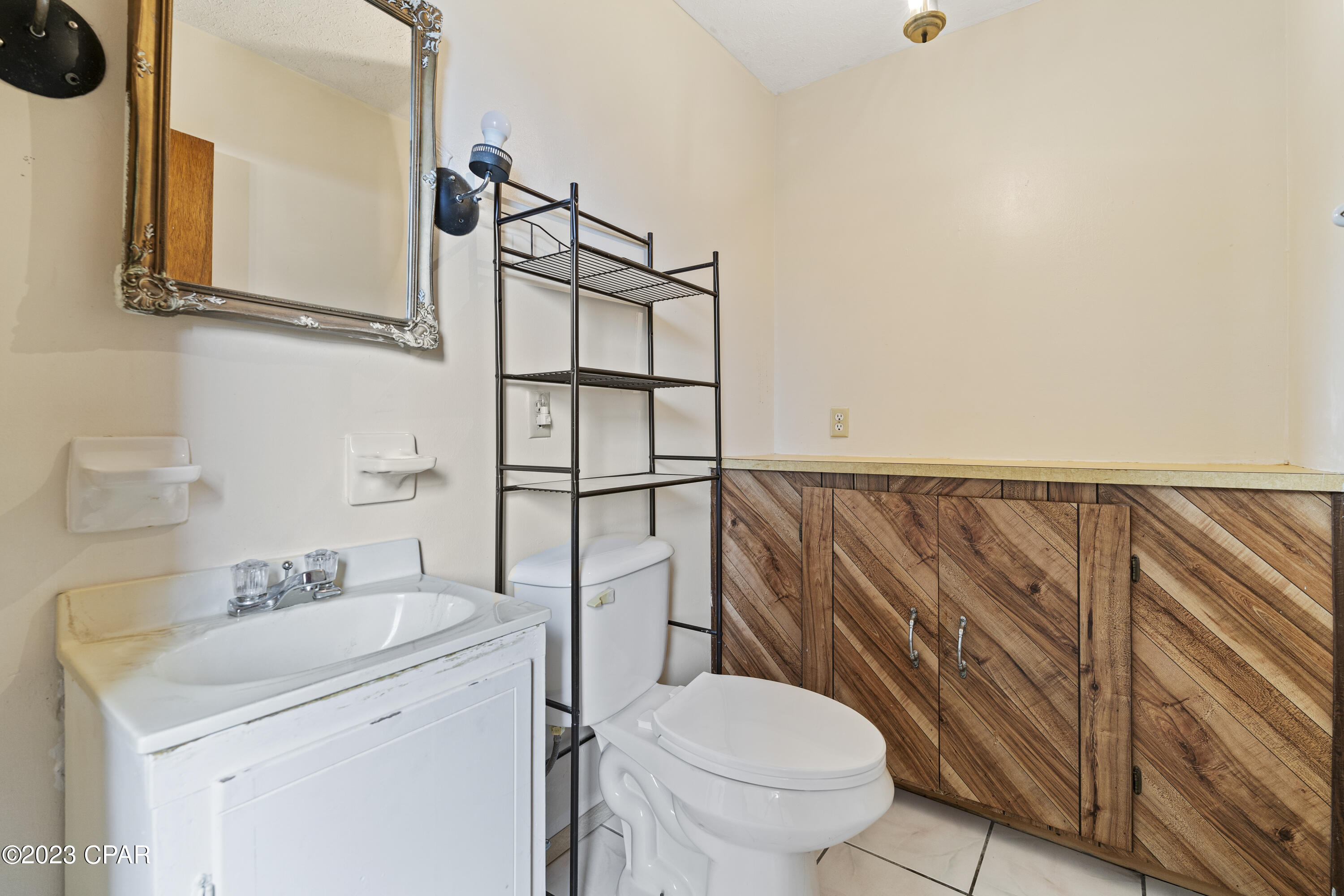 7724 Kelly Hill Road