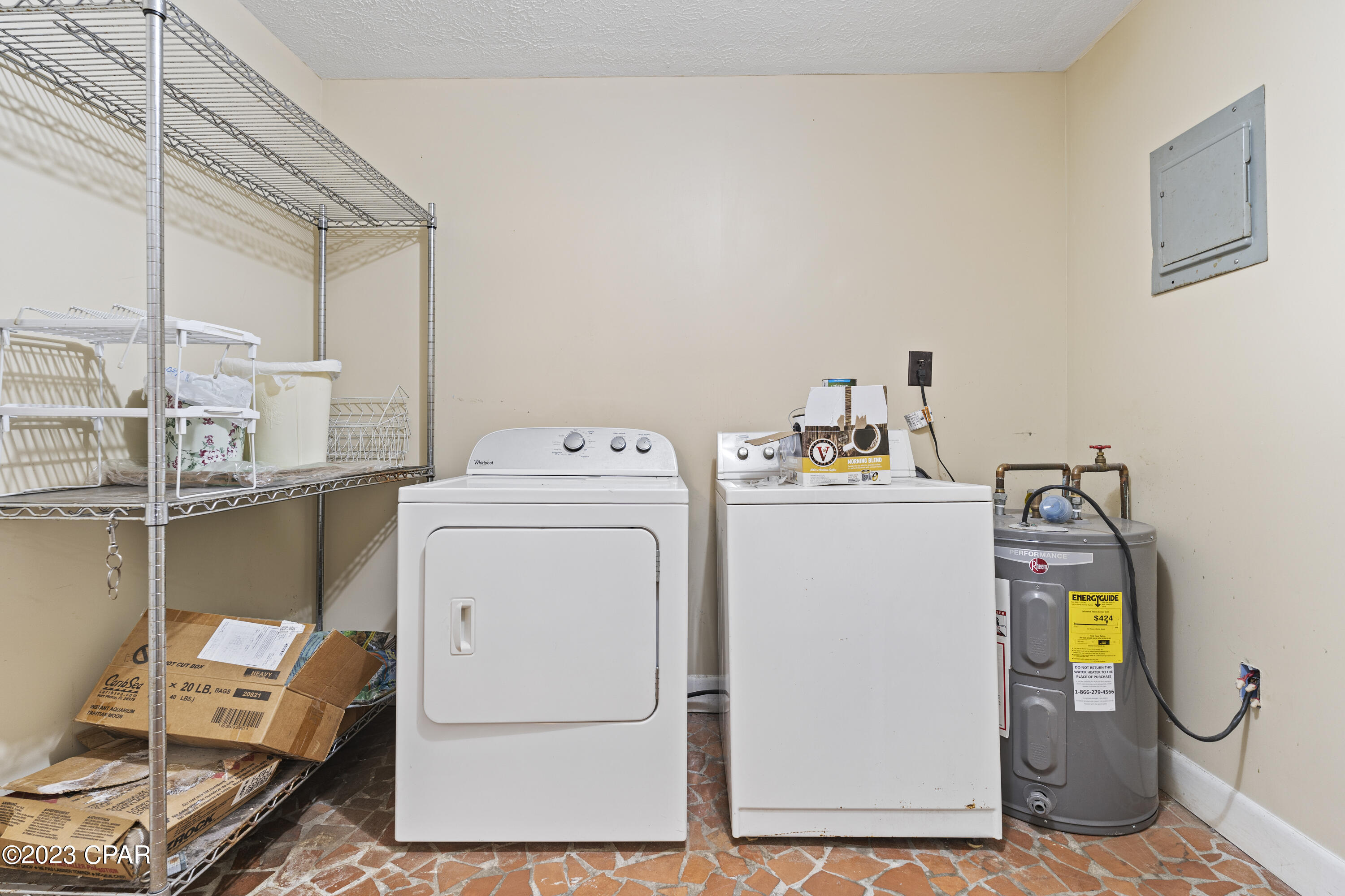 7724 Kelly Hill Road