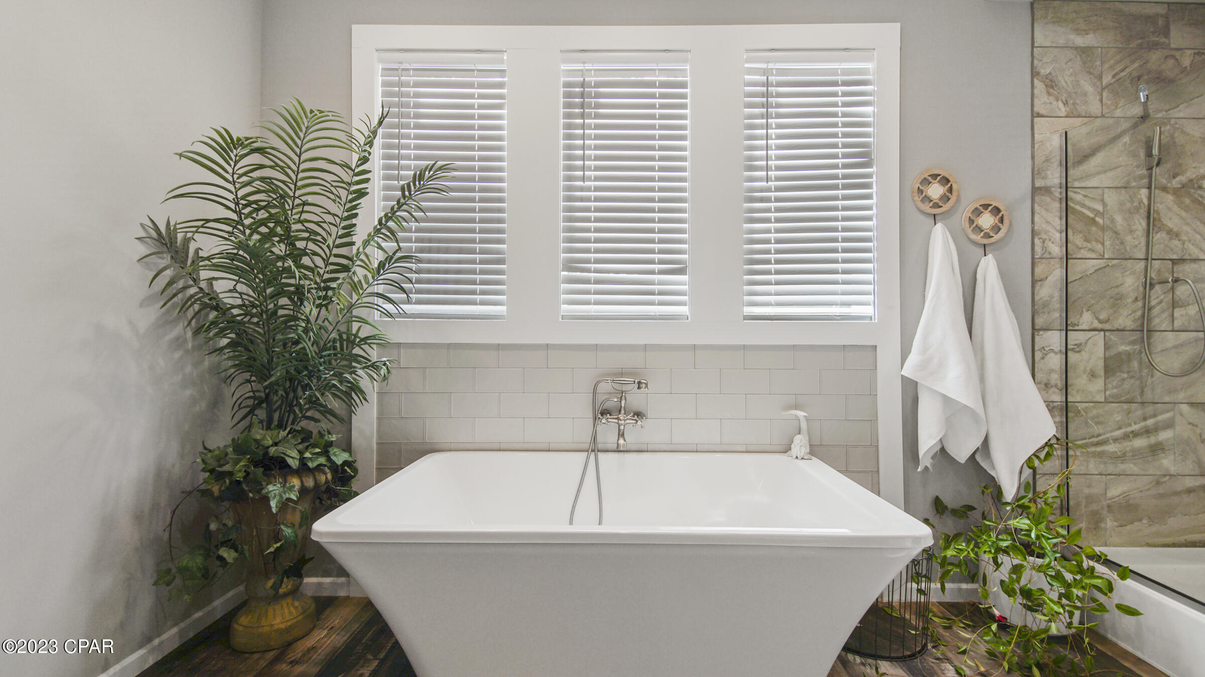 3403 Quail Ridge Drive