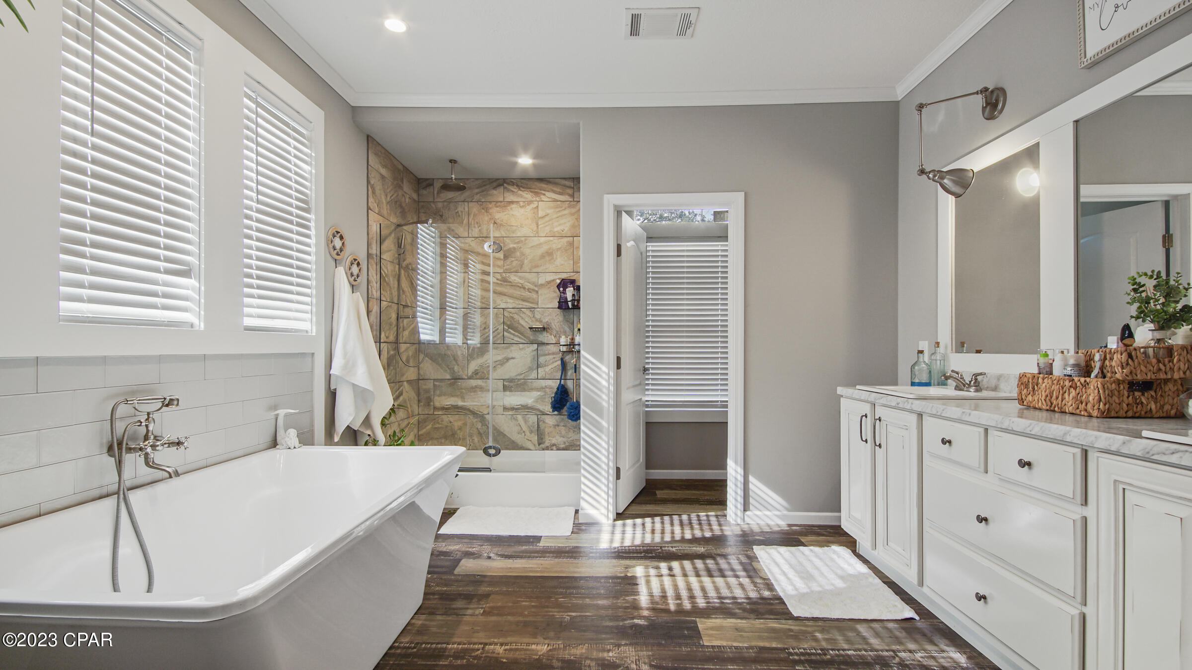 3403 Quail Ridge Drive