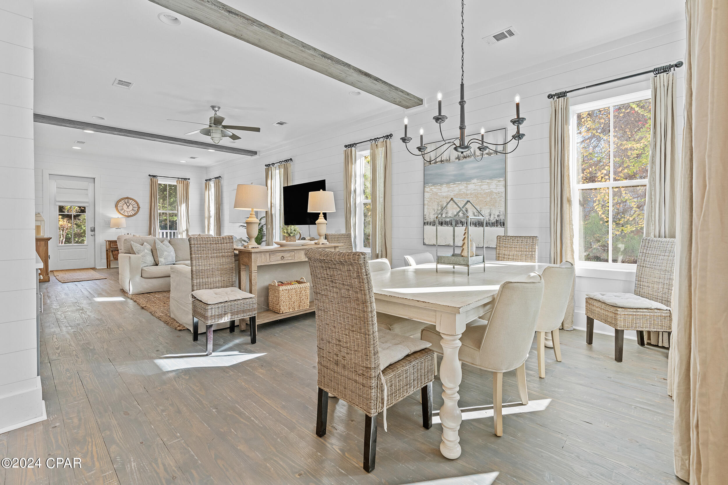 17 Pompano Court