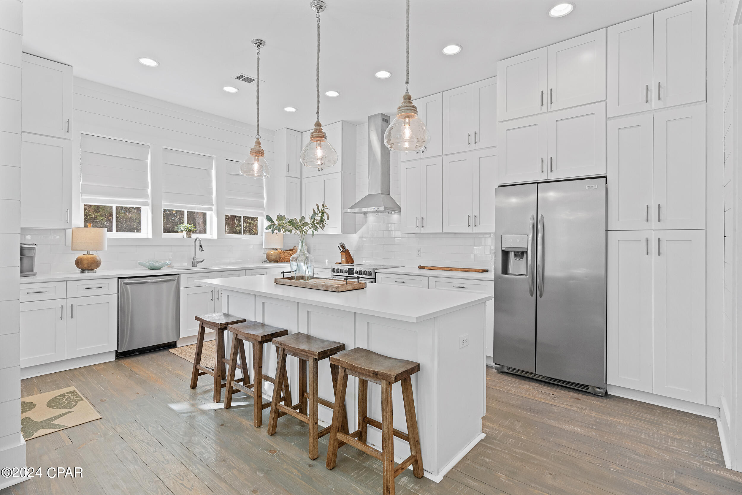 17 Pompano Court