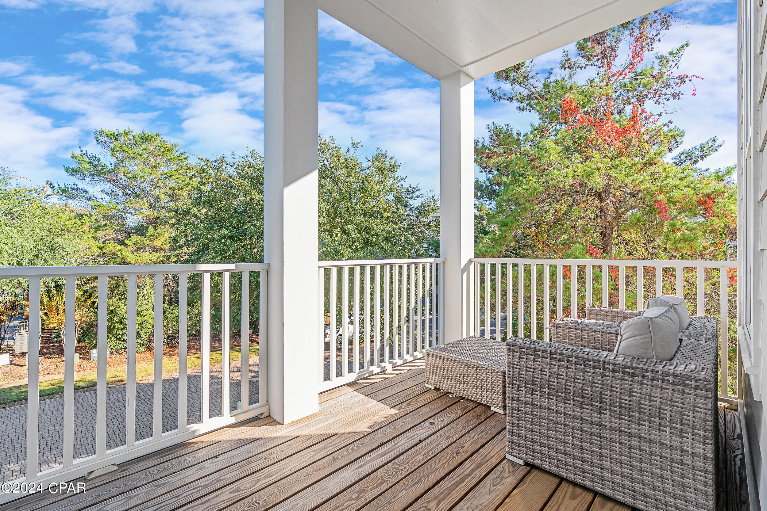 17 Pompano Court