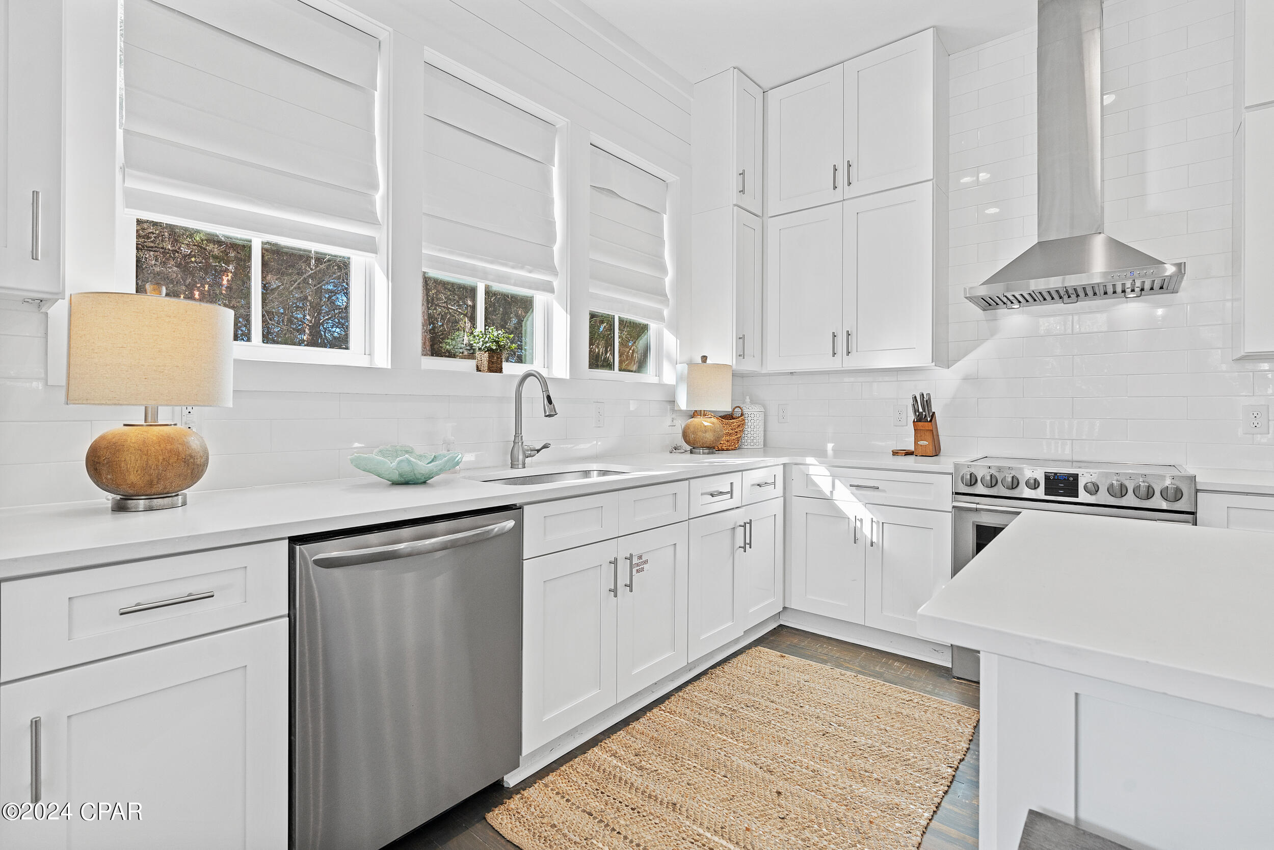 17 Pompano Court