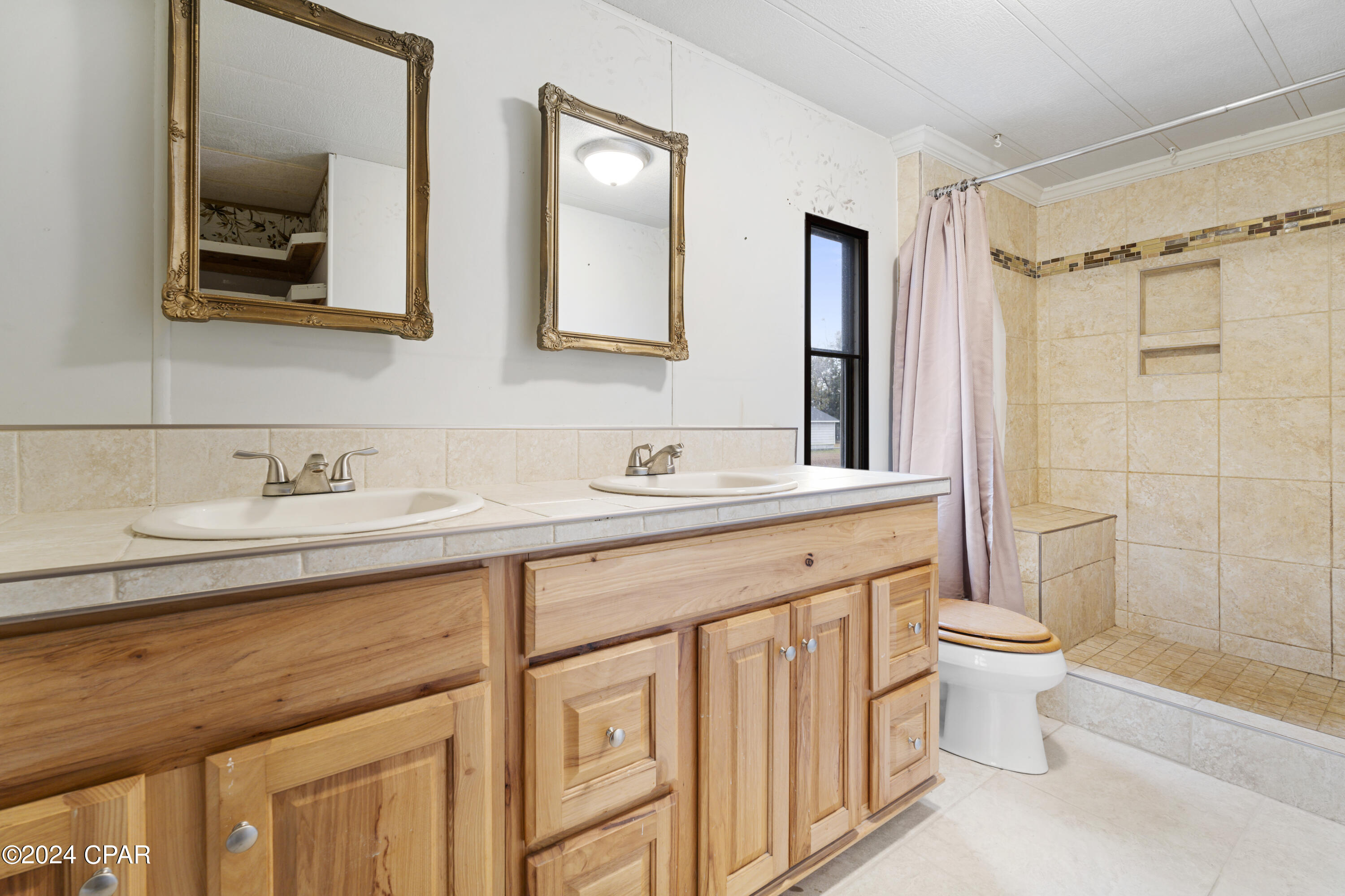 9903 Davenport Avenue