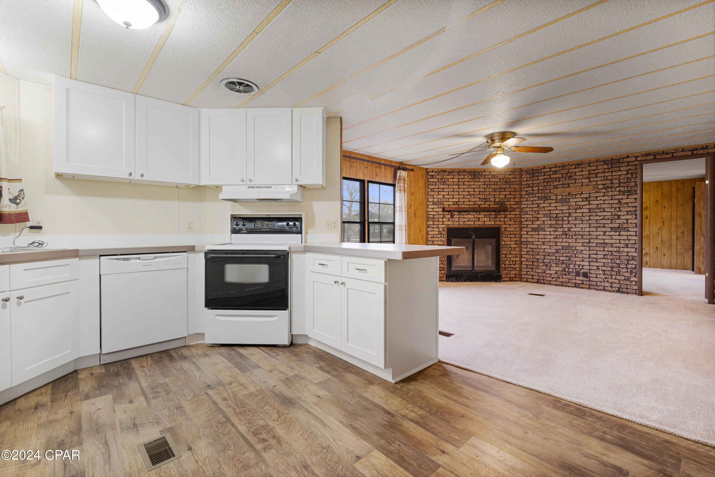 9903 Davenport Avenue