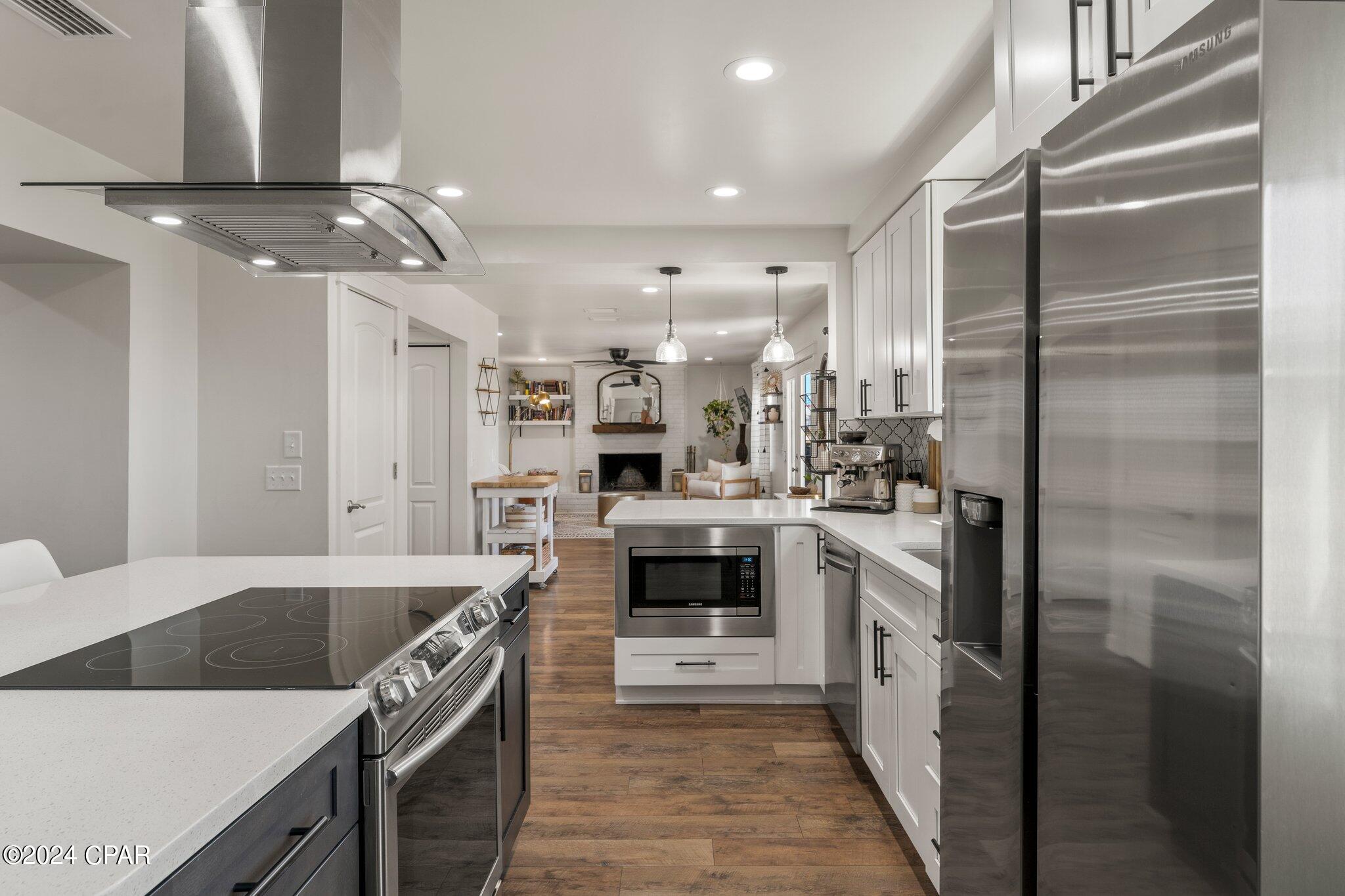 947 Huntingdon Circle