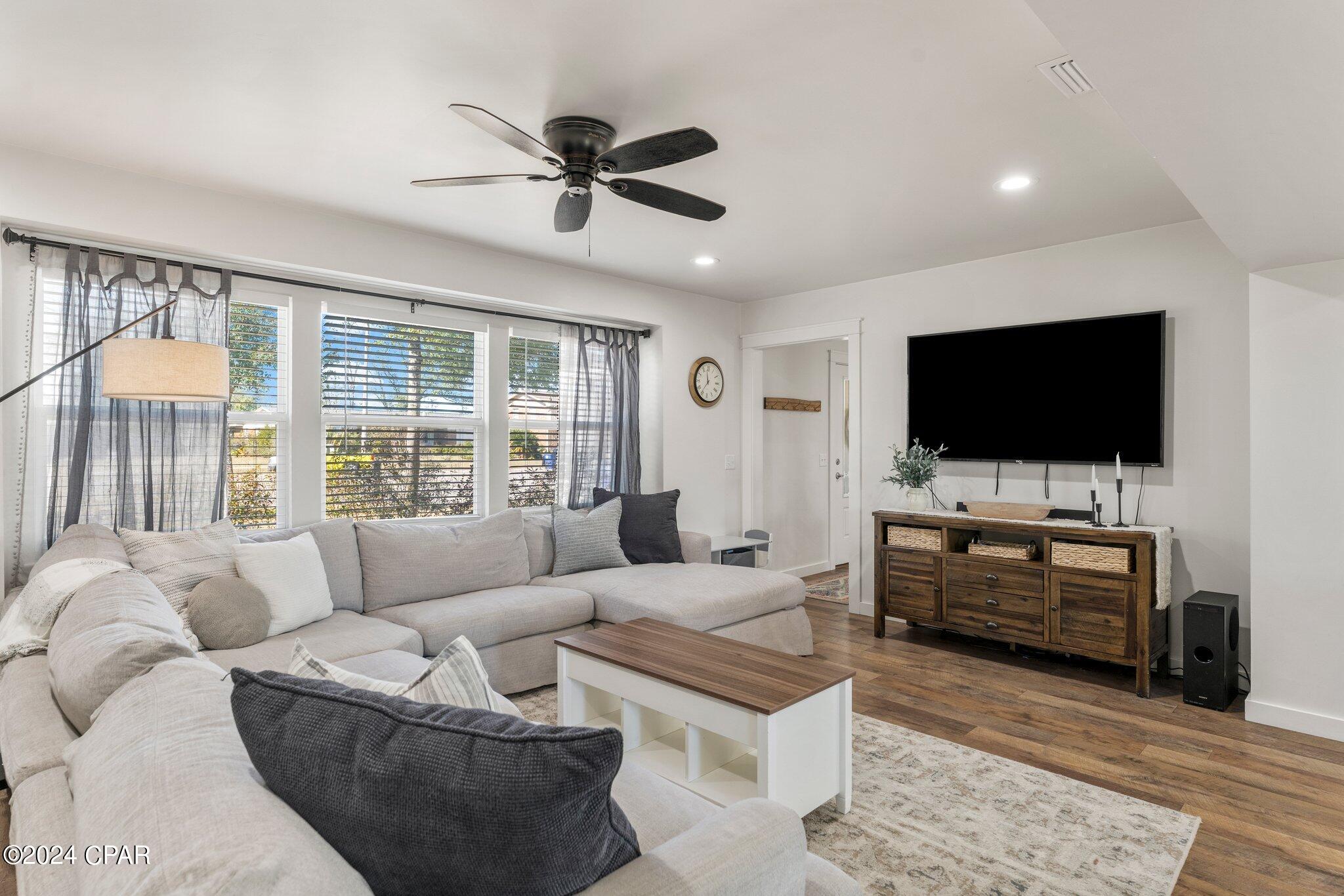 947 Huntingdon Circle